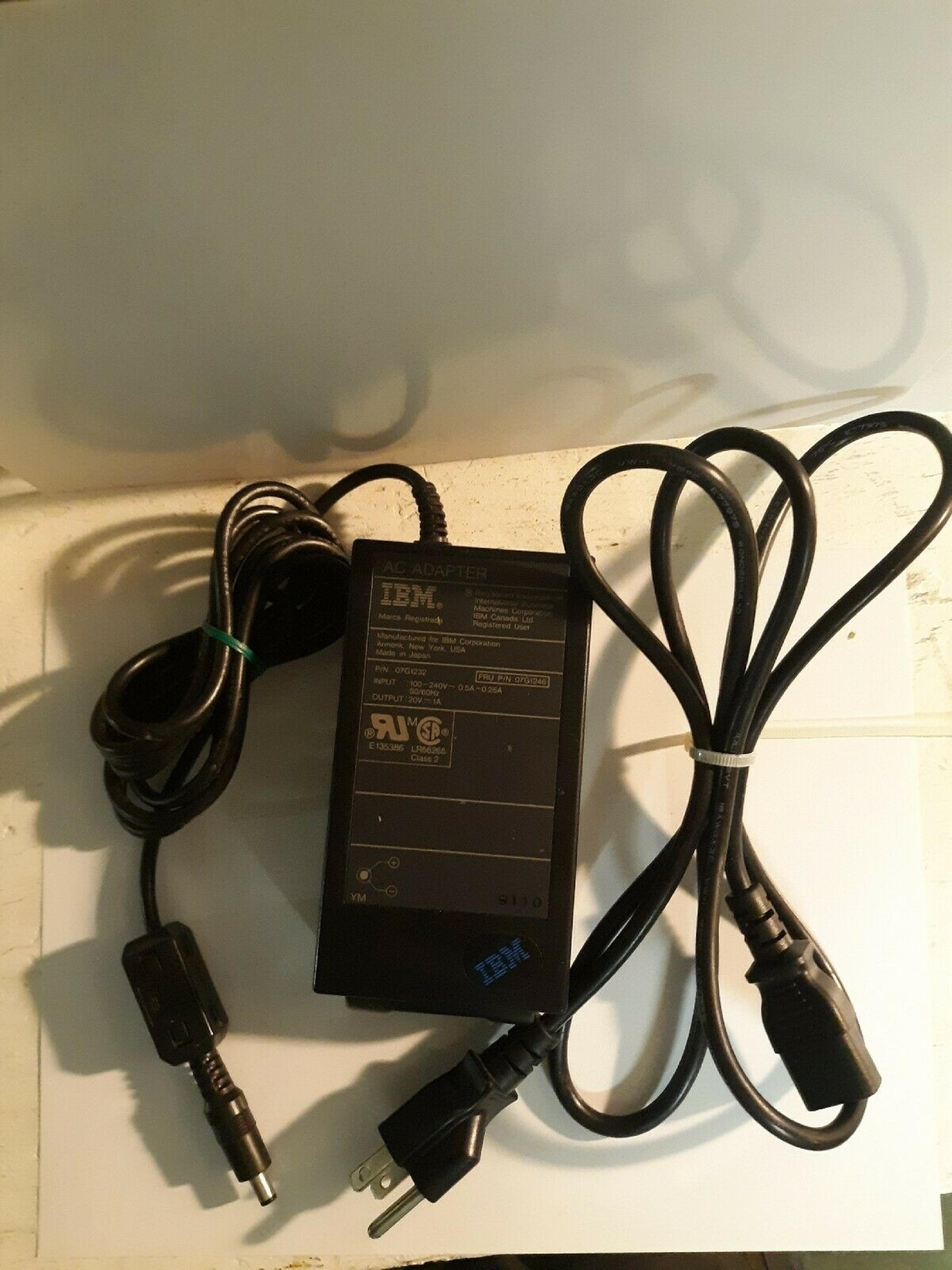 IBM 07G1232 THINKPAD AC ADAPTER 20V 1A 10V 3.38A