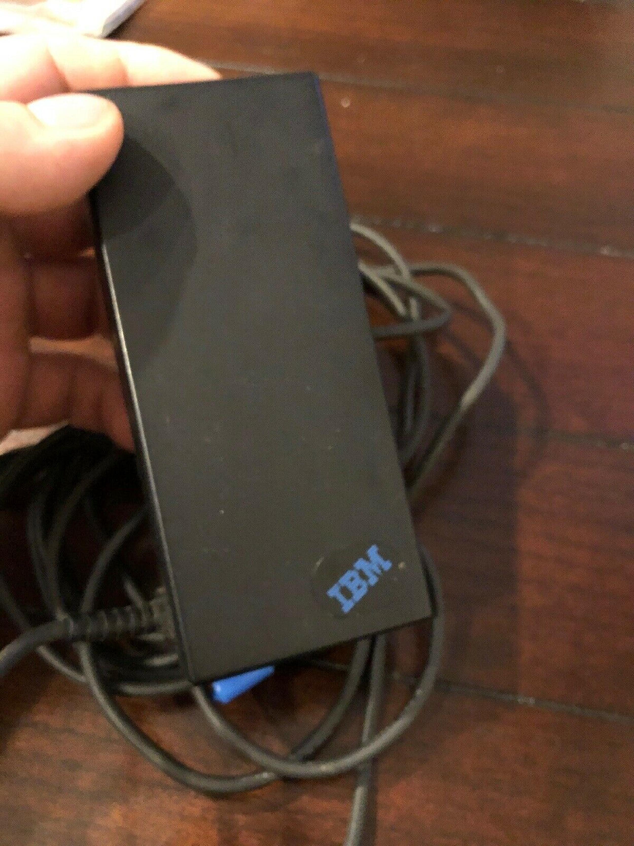 IBM 84G2128 THINKPAD AC ADAPTER 20V 1.5A 10V 3A