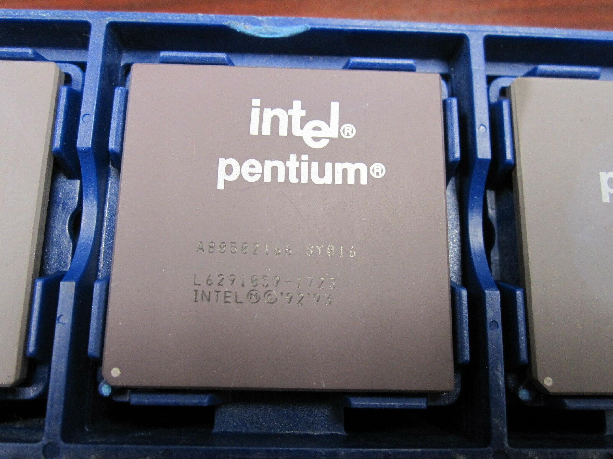 INTEL A80502166 166MHZ CLASSIC PENTIUM PROCESSOR CPU