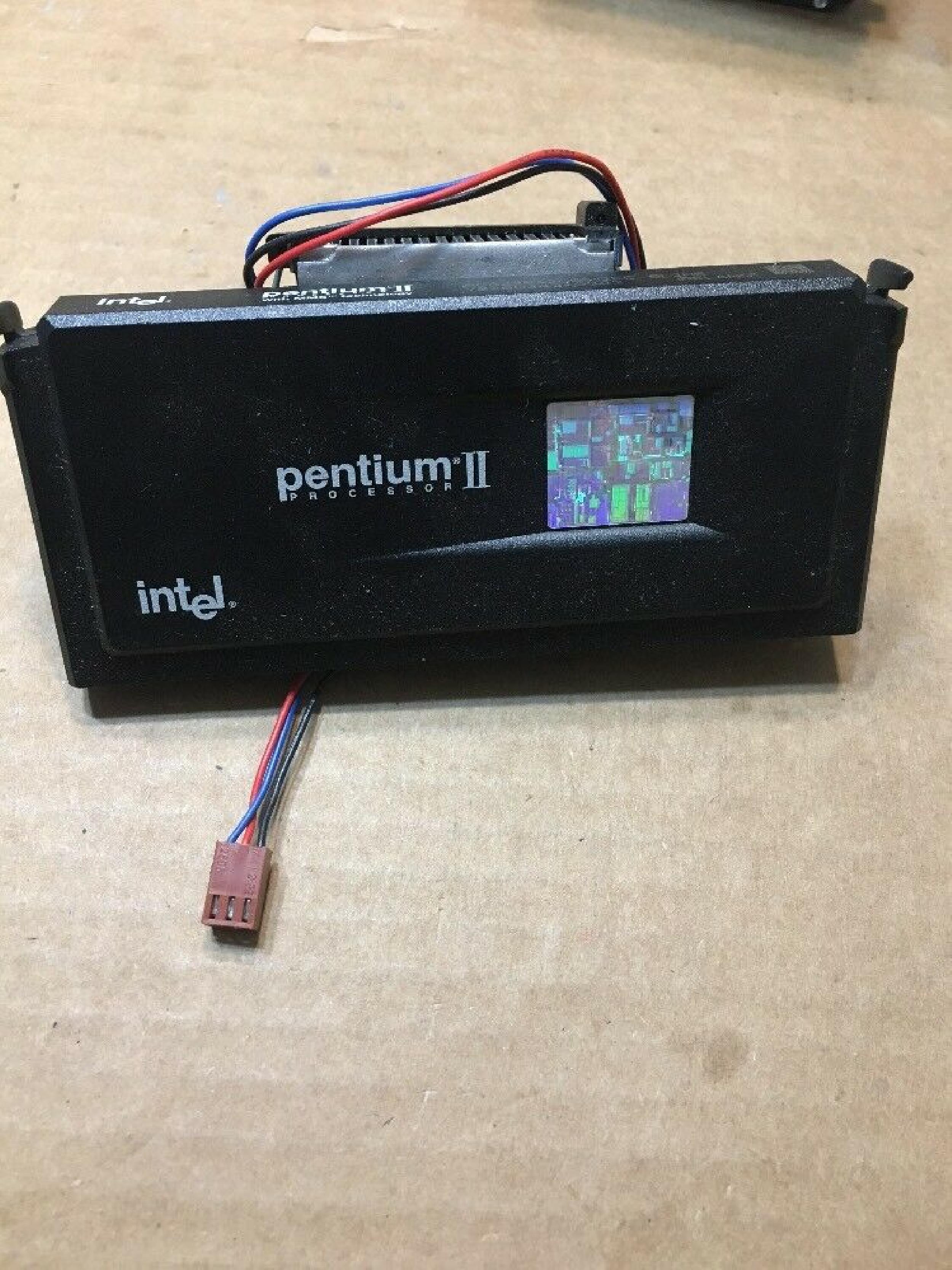 INTEL SL2HE PENT II 266 MHZ PROCESSOR 512K CACHE MMX PENTIUM 266MHZ