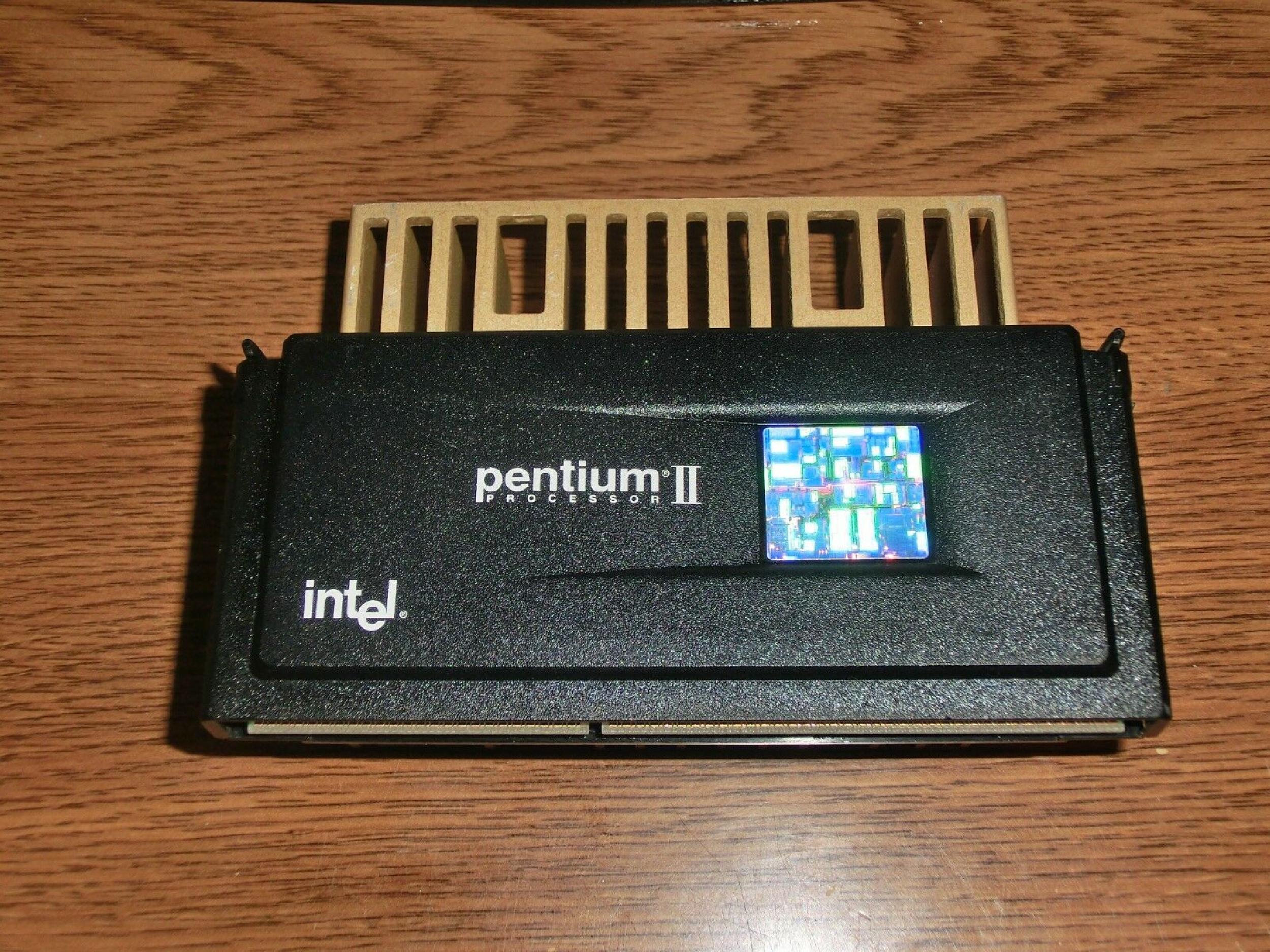 INTEL 80522PX300512EC PENT II 300MHZ PROCESSOR 512K CACHE MMX