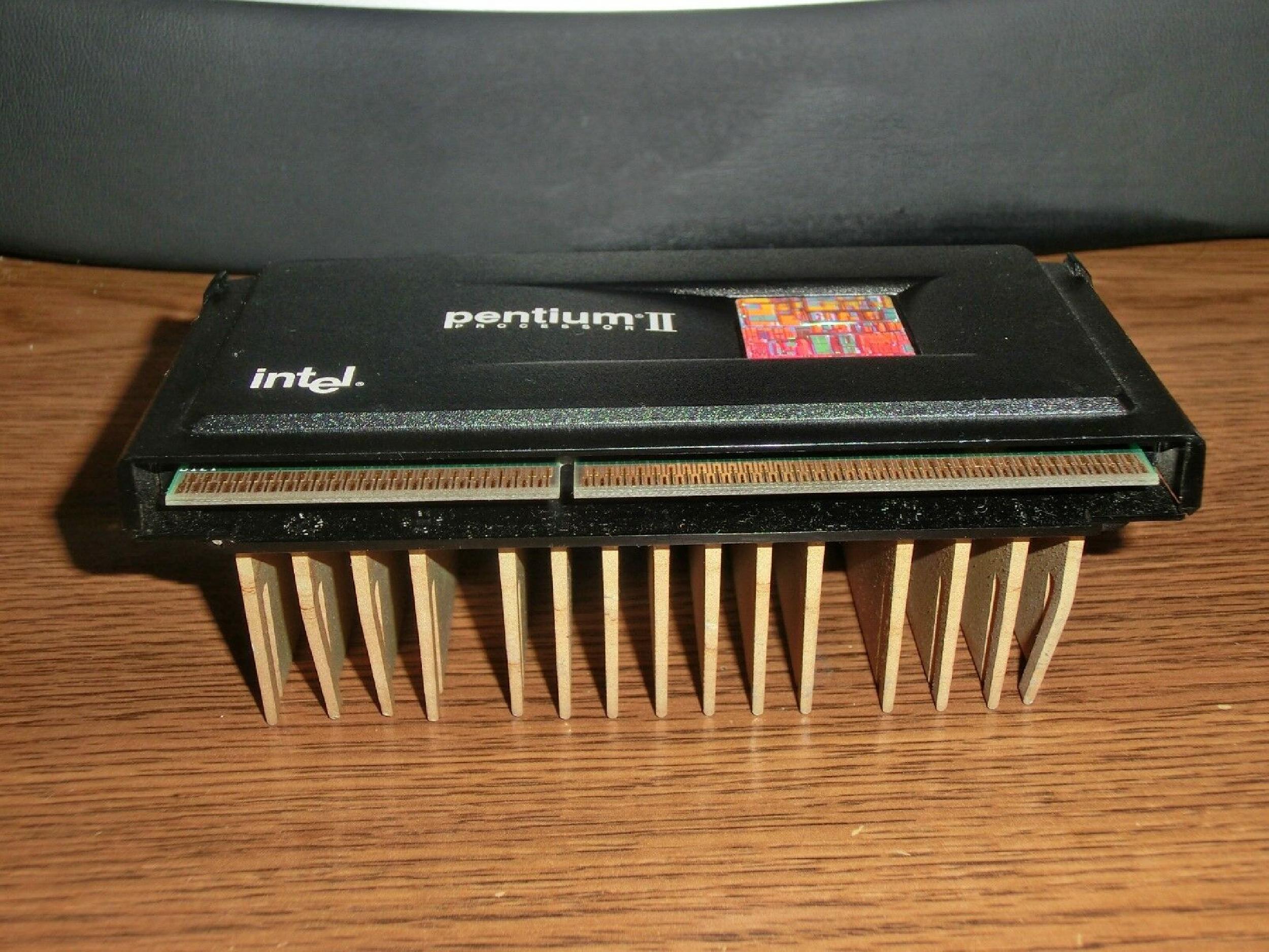 INTEL 80522PX300512EC PENT II 300MHZ PROCESSOR 512K CACHE MMX