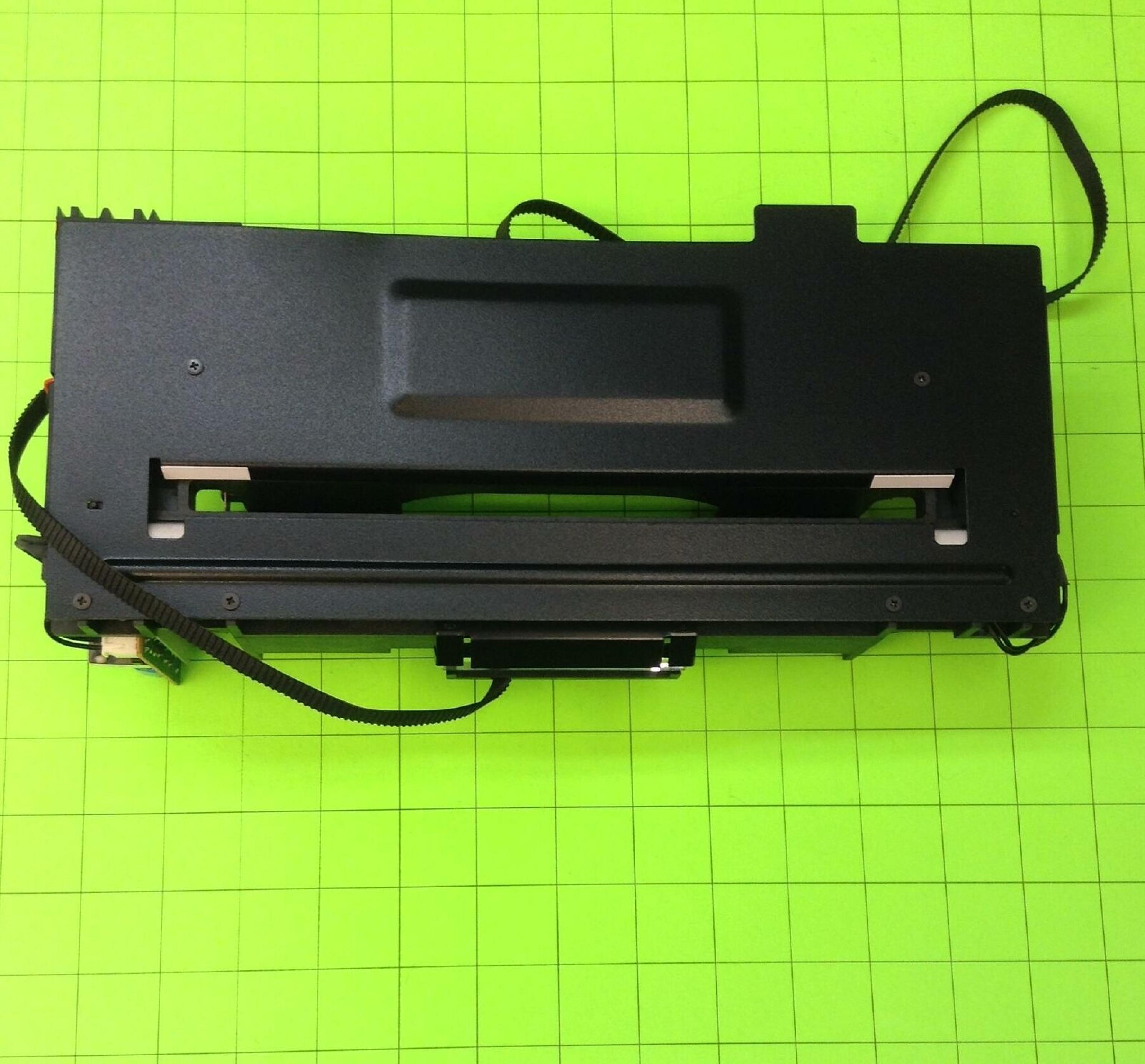 MUSTEK MFS-12000SP 30 BIT COLOR SCANNER