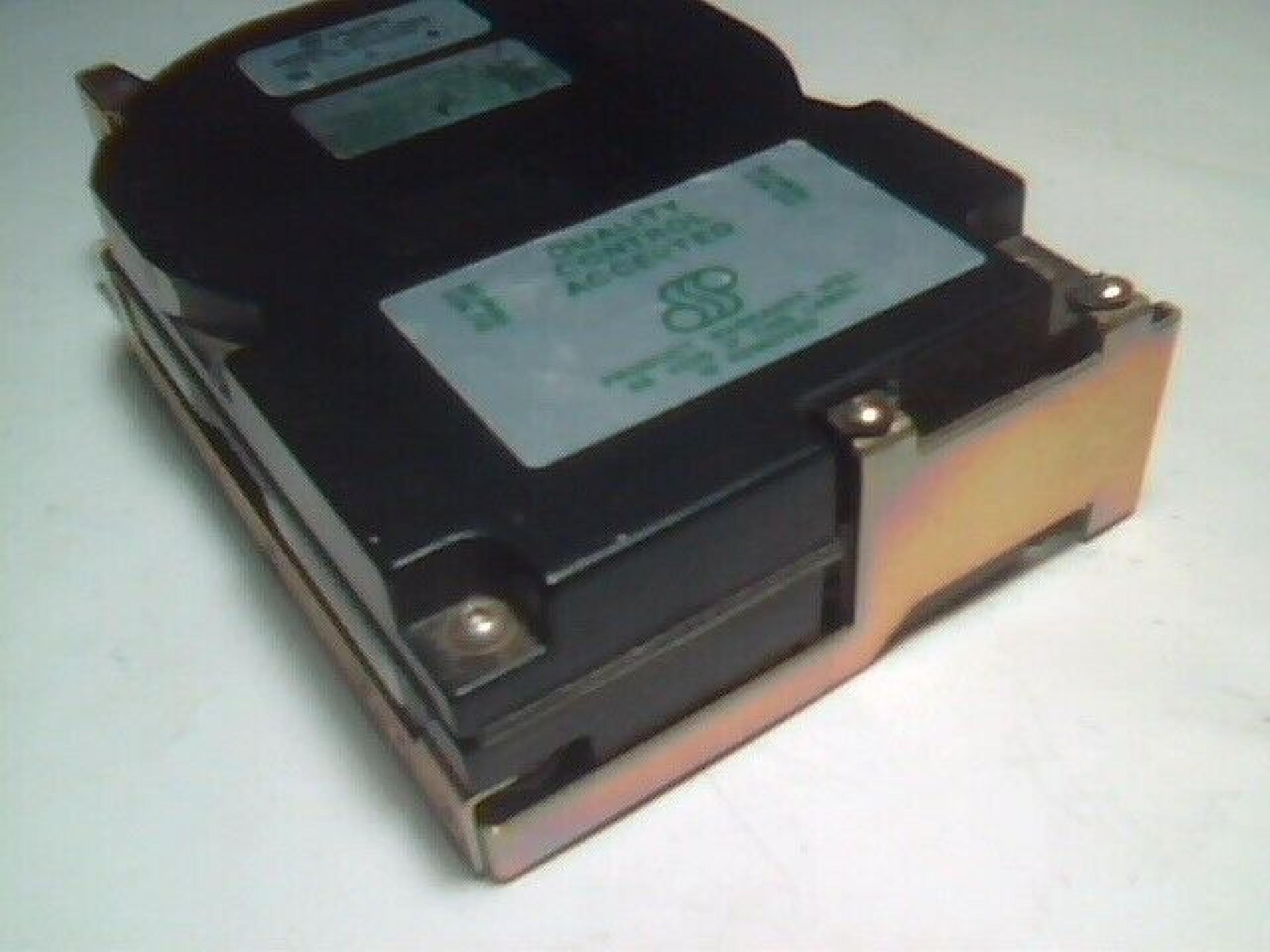 SEAGATE 903011-004 89MB IDE AT HARD DRIVE HALF HEIGHT RLL ZBR 3.5