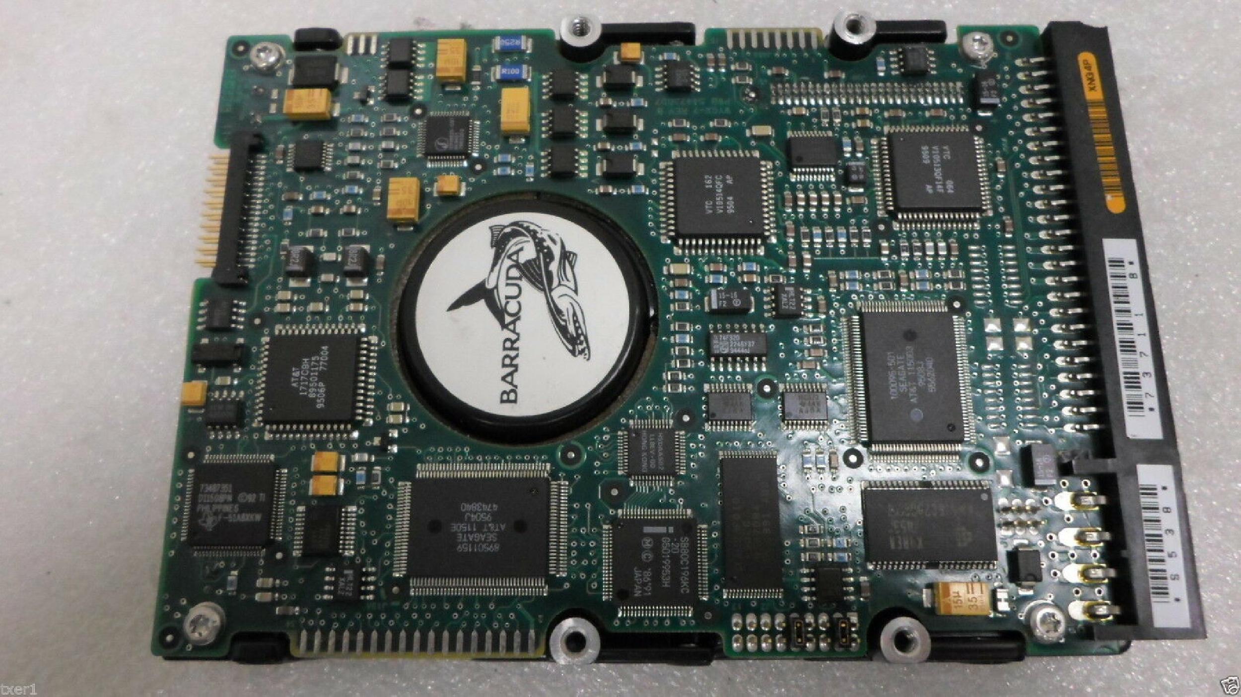 COMPAQ / HEWLETT PACKARD / HP 199677-001 2.1GB SCSI 50 PIN HARD DRIVE