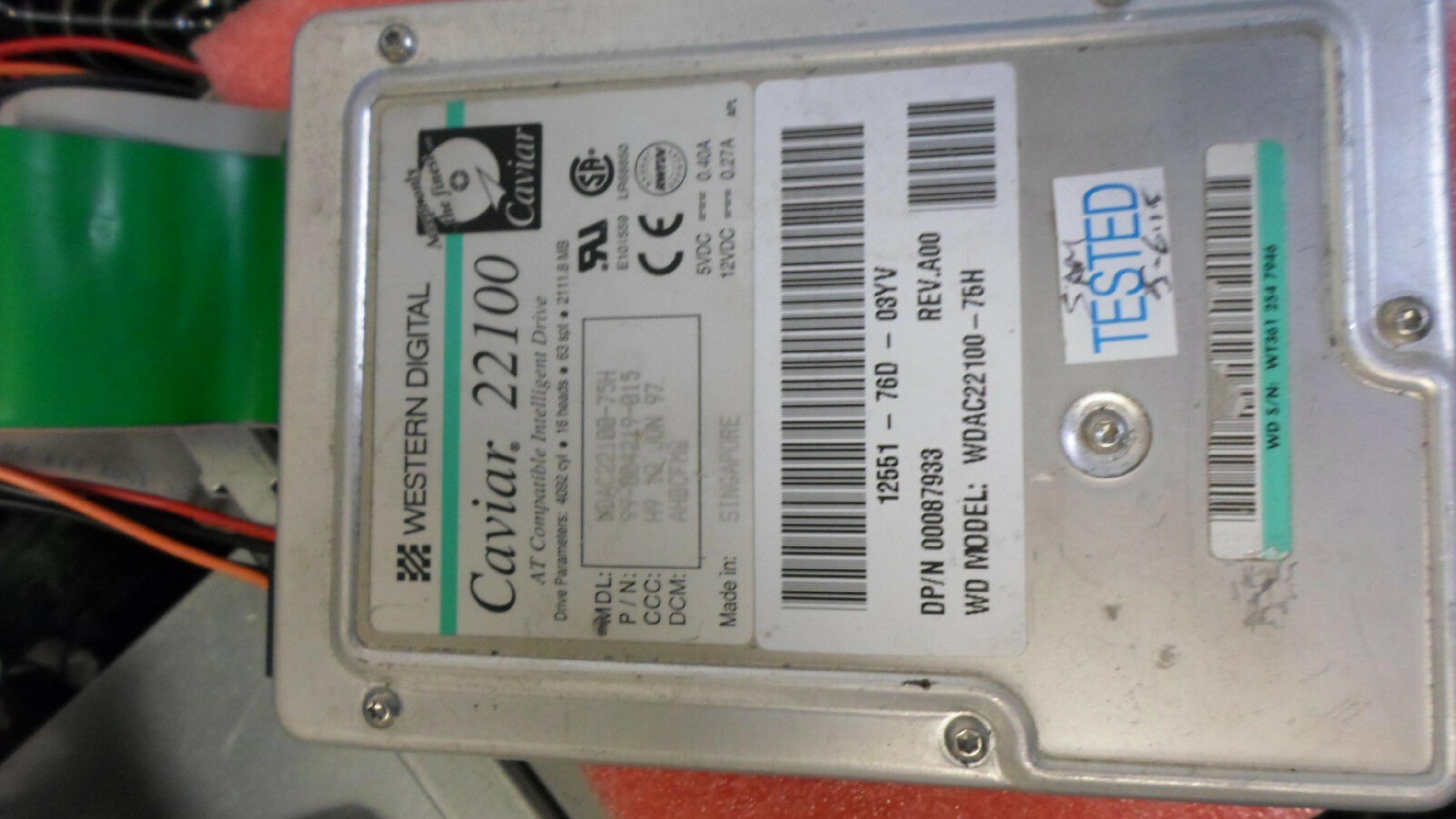 WESTERN DIGITAL / WD 99-004219-015 2.1GB 3.5 IDE DRIVE