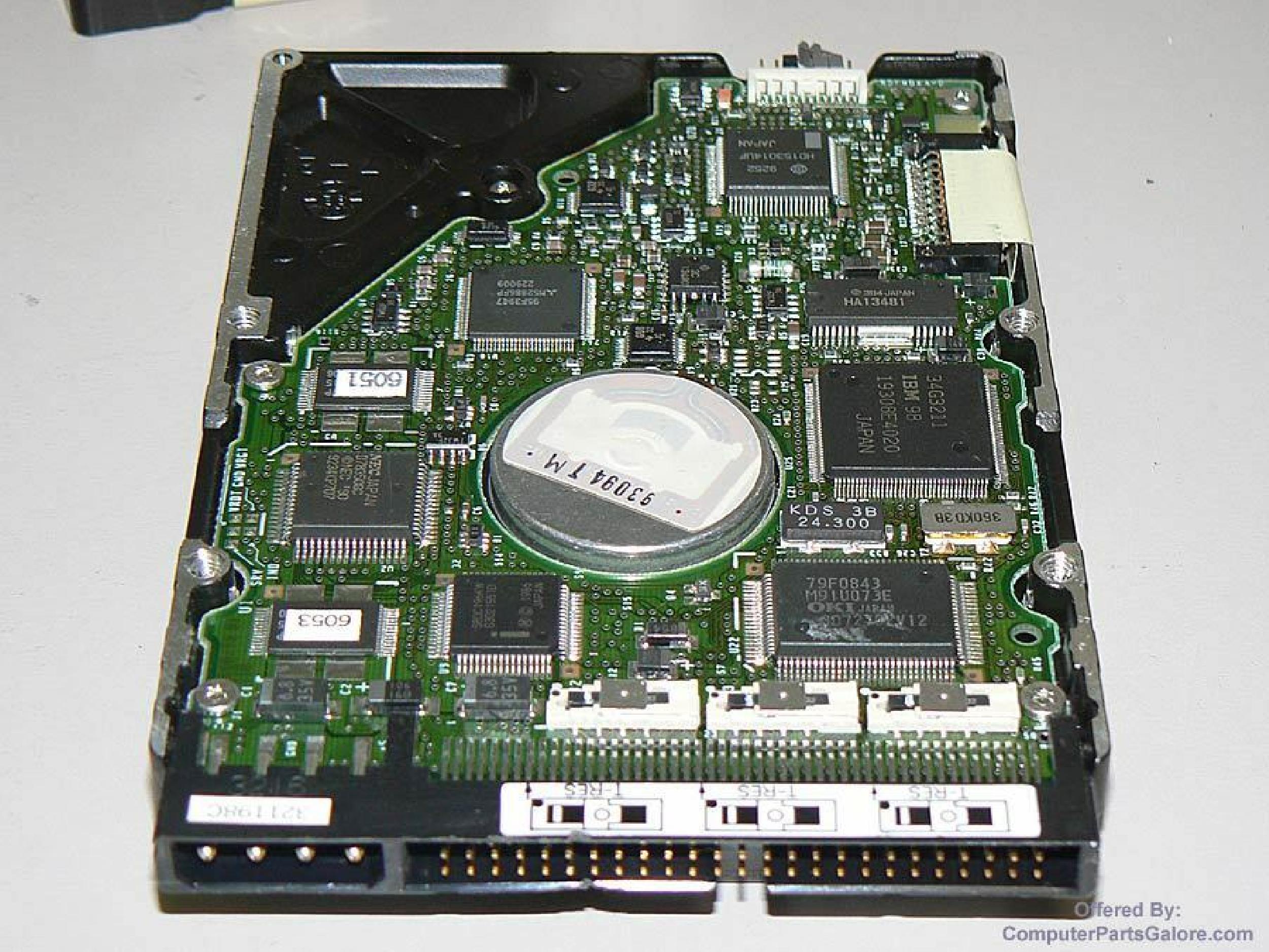 IBM WDS-3200 212MB SCSI 3.5INCH 50 PIN