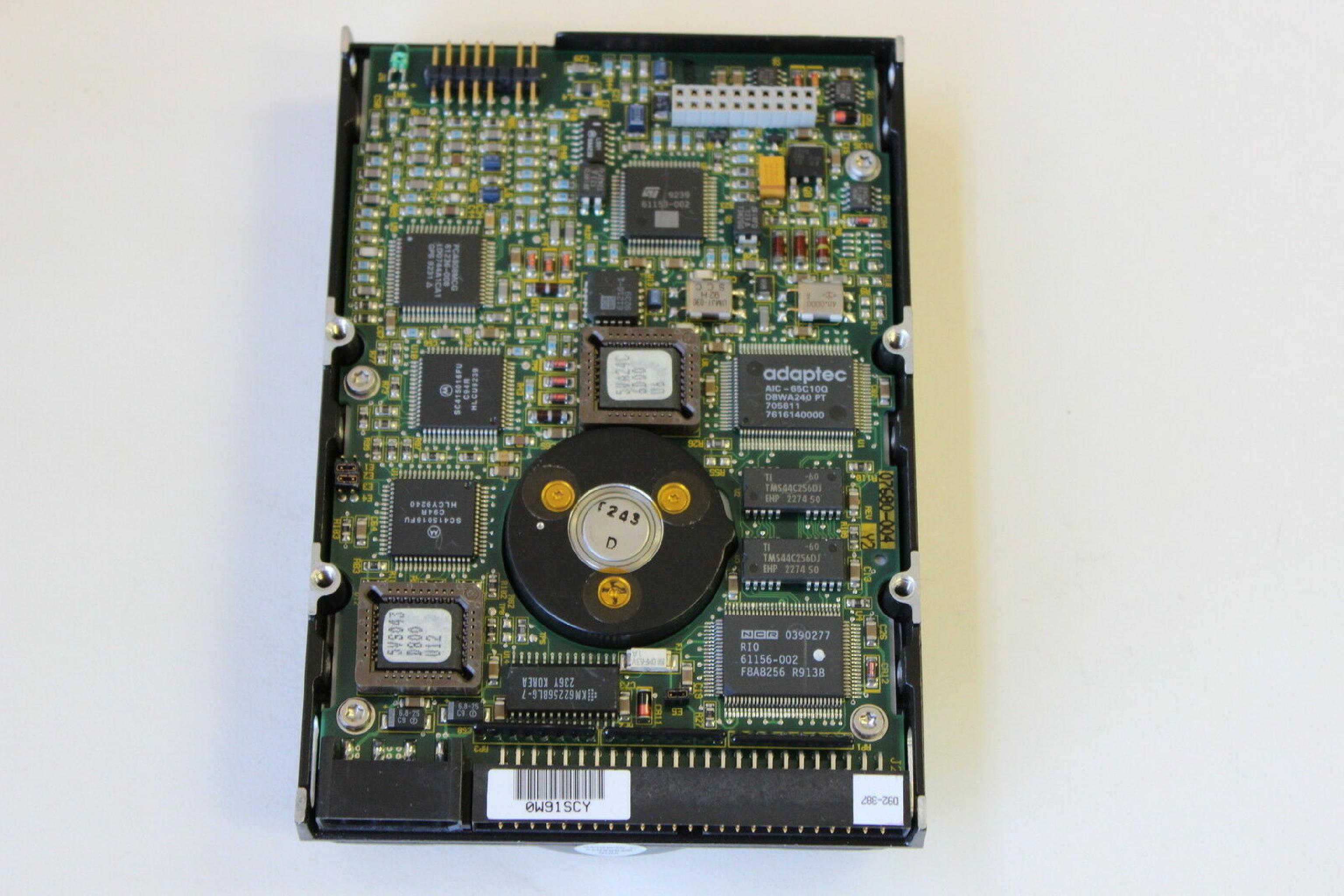 IBM 95F4749 212MB SCSI 3.5INCH 50 PIN