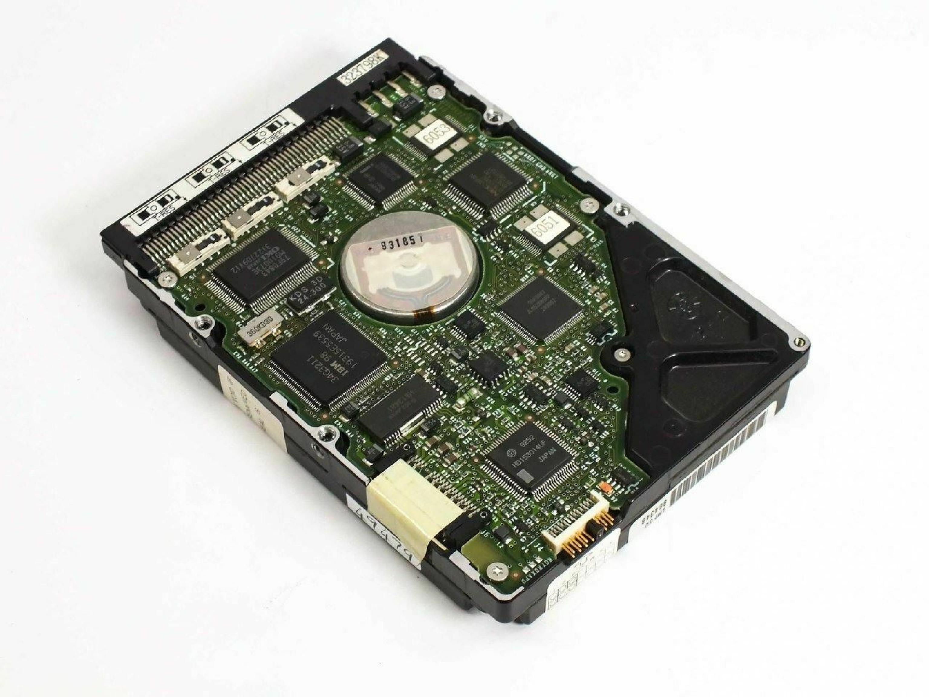 IBM 95F4749 212MB SCSI 3.5INCH 50 PIN