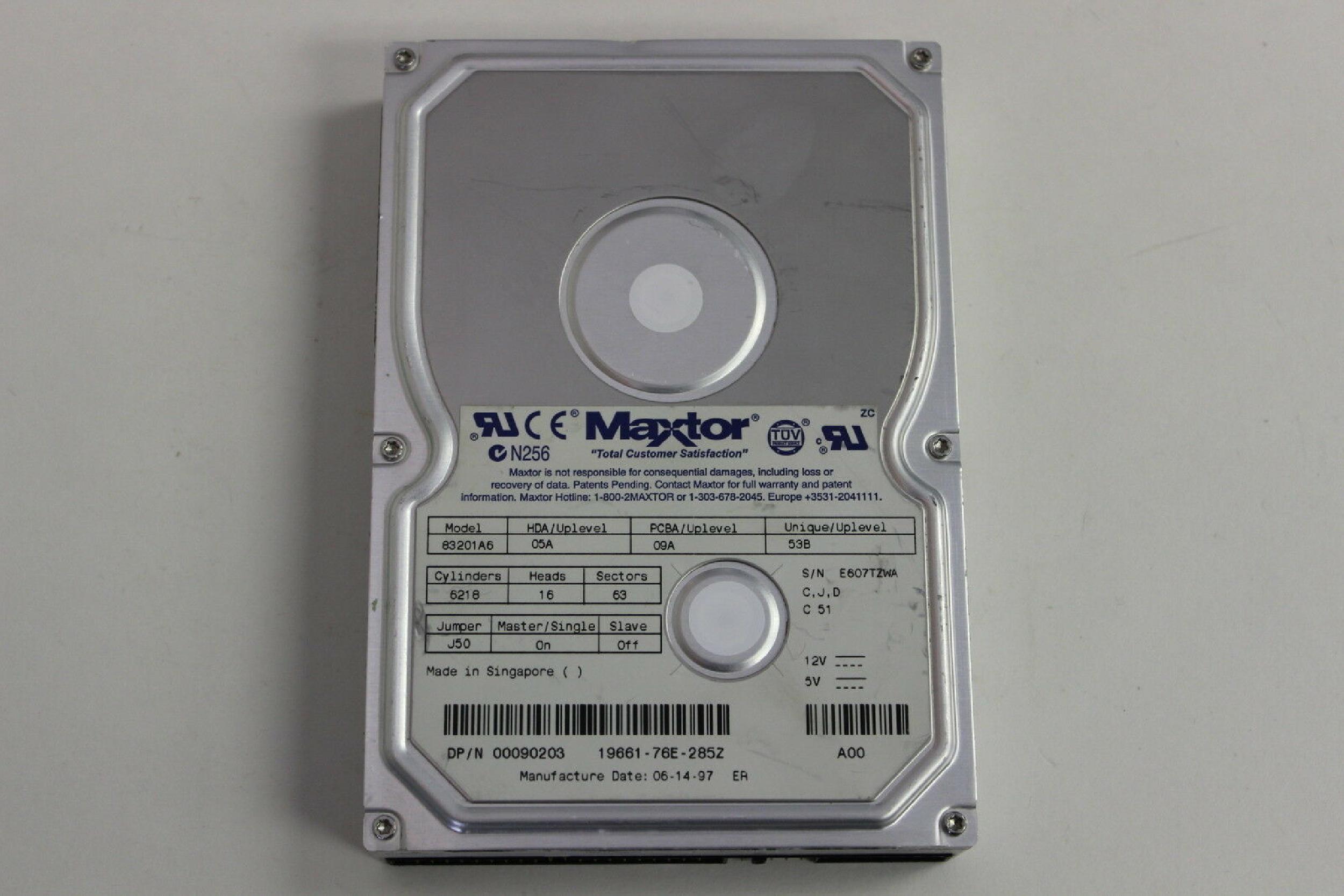 MAXTOR 83201A6 IDE HARD DRIVE 3.5 INCH 3.2GB