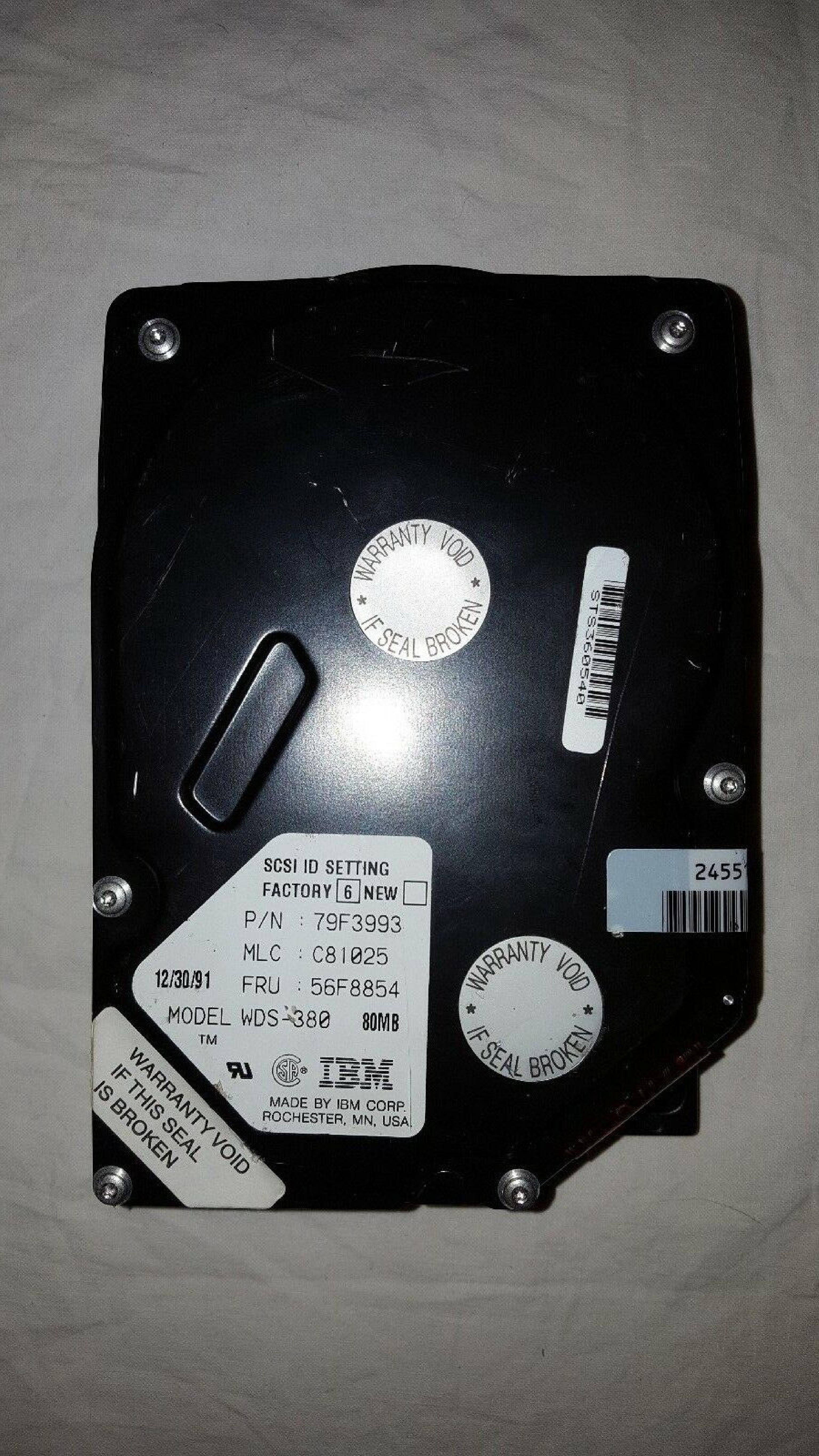 IBM 56F8854 80MB SCSI HARD DRIVE 8565-121 WDS-380S