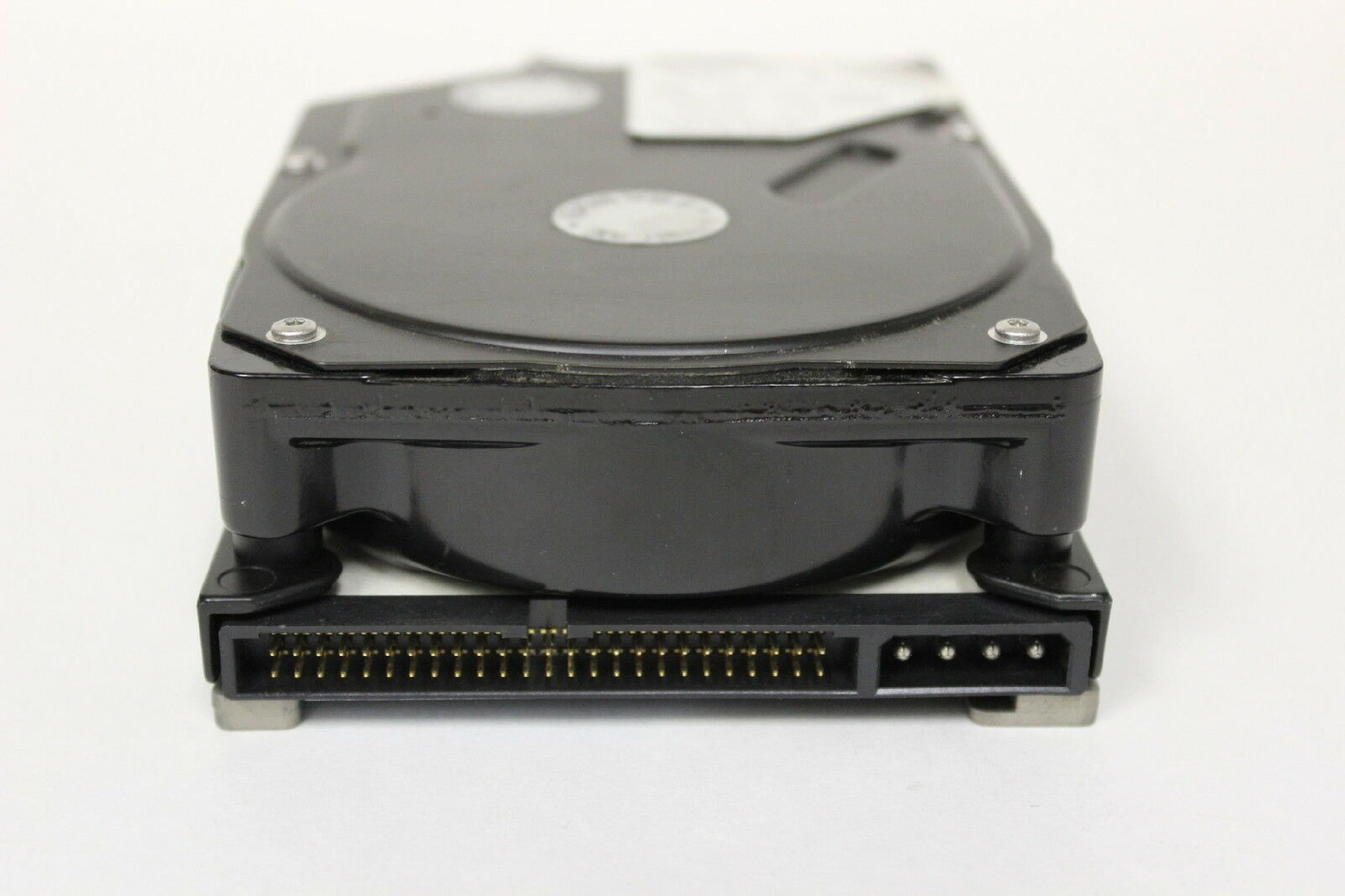 IBM 56F8854 80MB SCSI HARD DRIVE 8565-121 WDS-380S