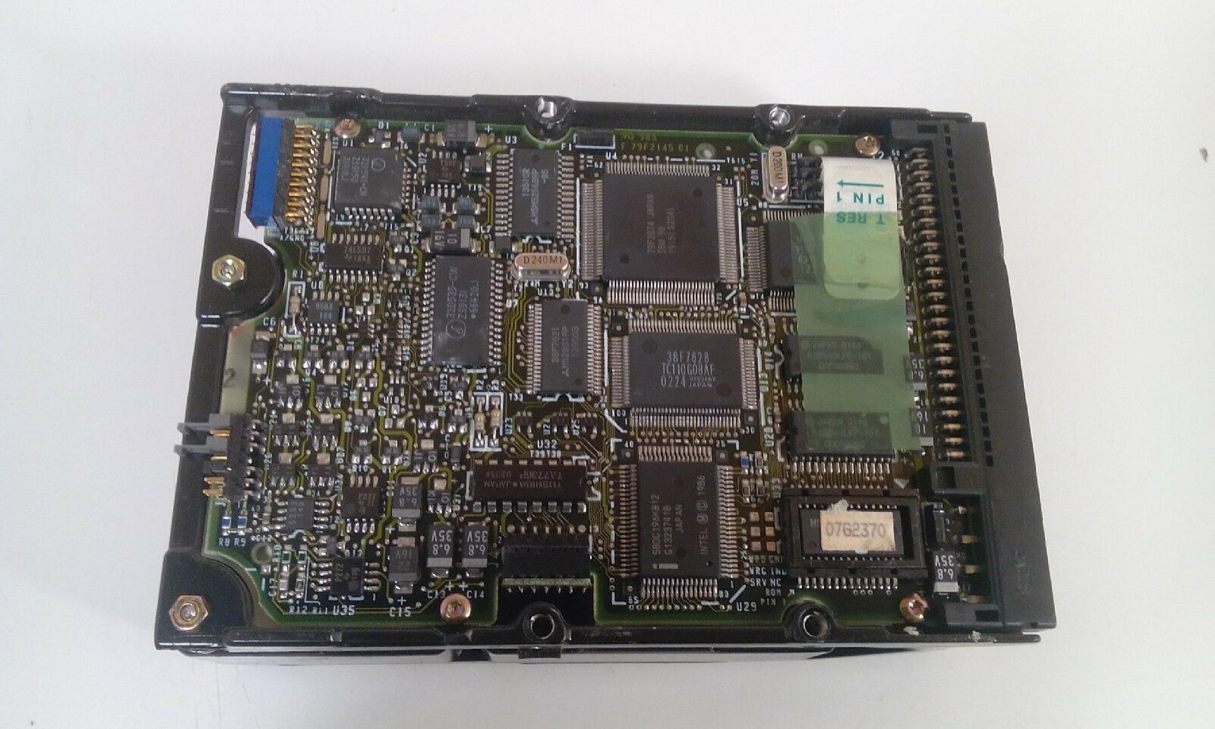 IBM WDS-380S 80MB SCSI HARD DRIVE 8565-121 WDS-380S