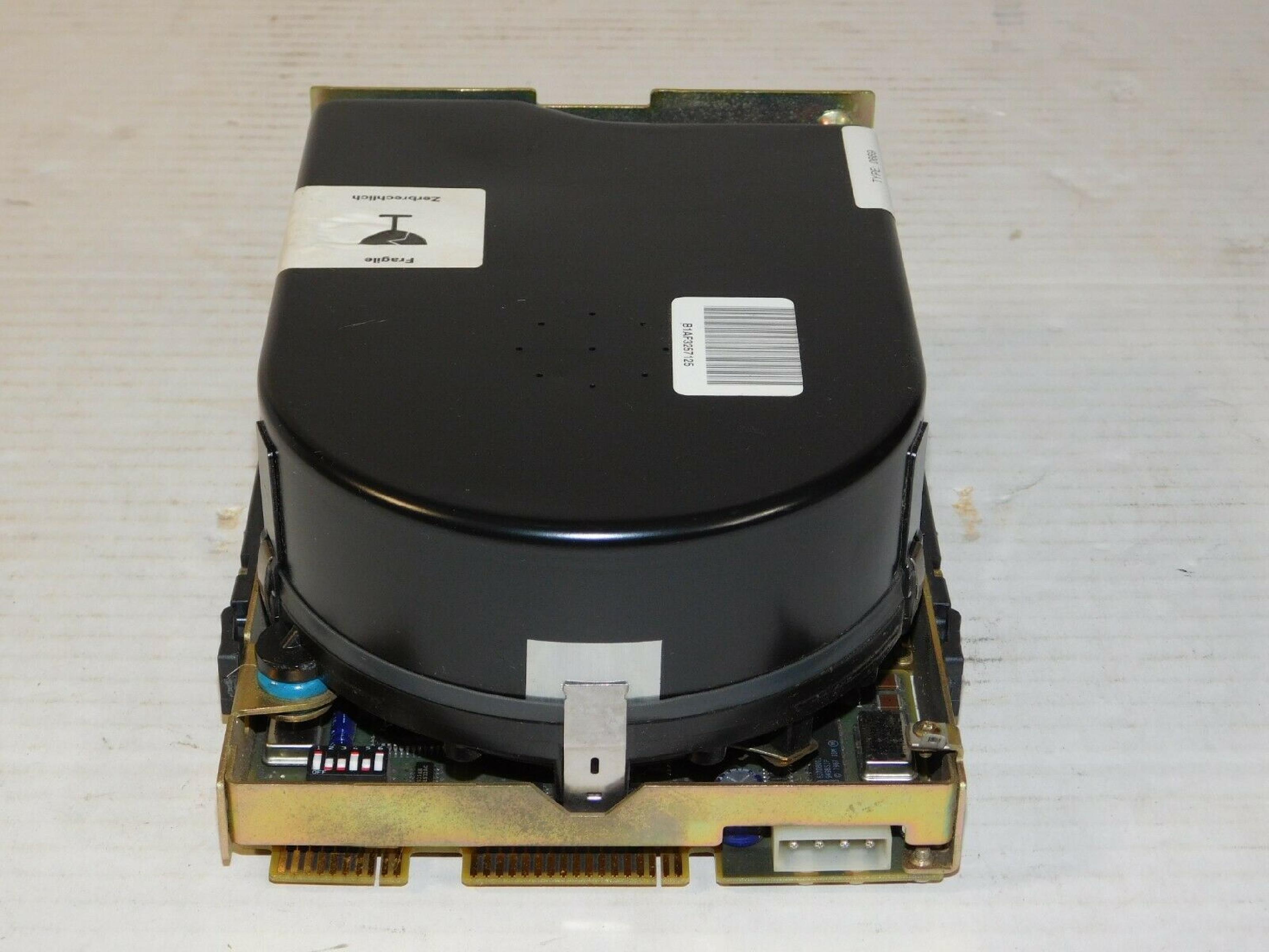 IBM 15F6730 115MB 5.25 INCH FULL HEIGHT ESDI PS/2 HARD DRIVE