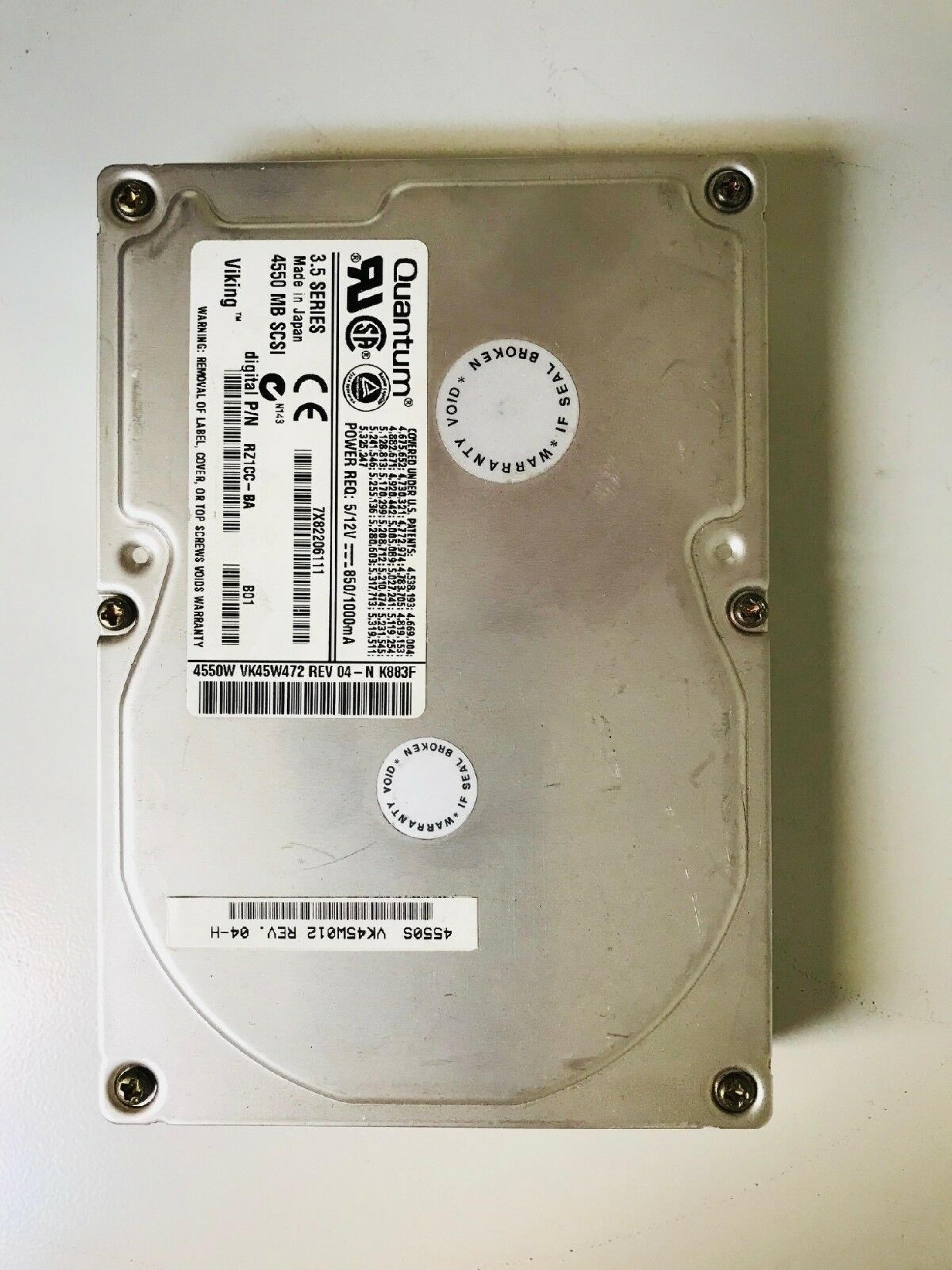 QUANTUM RZ1CC-BA DEFECTICVE 4.5GB NARROW SCSI 68 PIN DRIVE