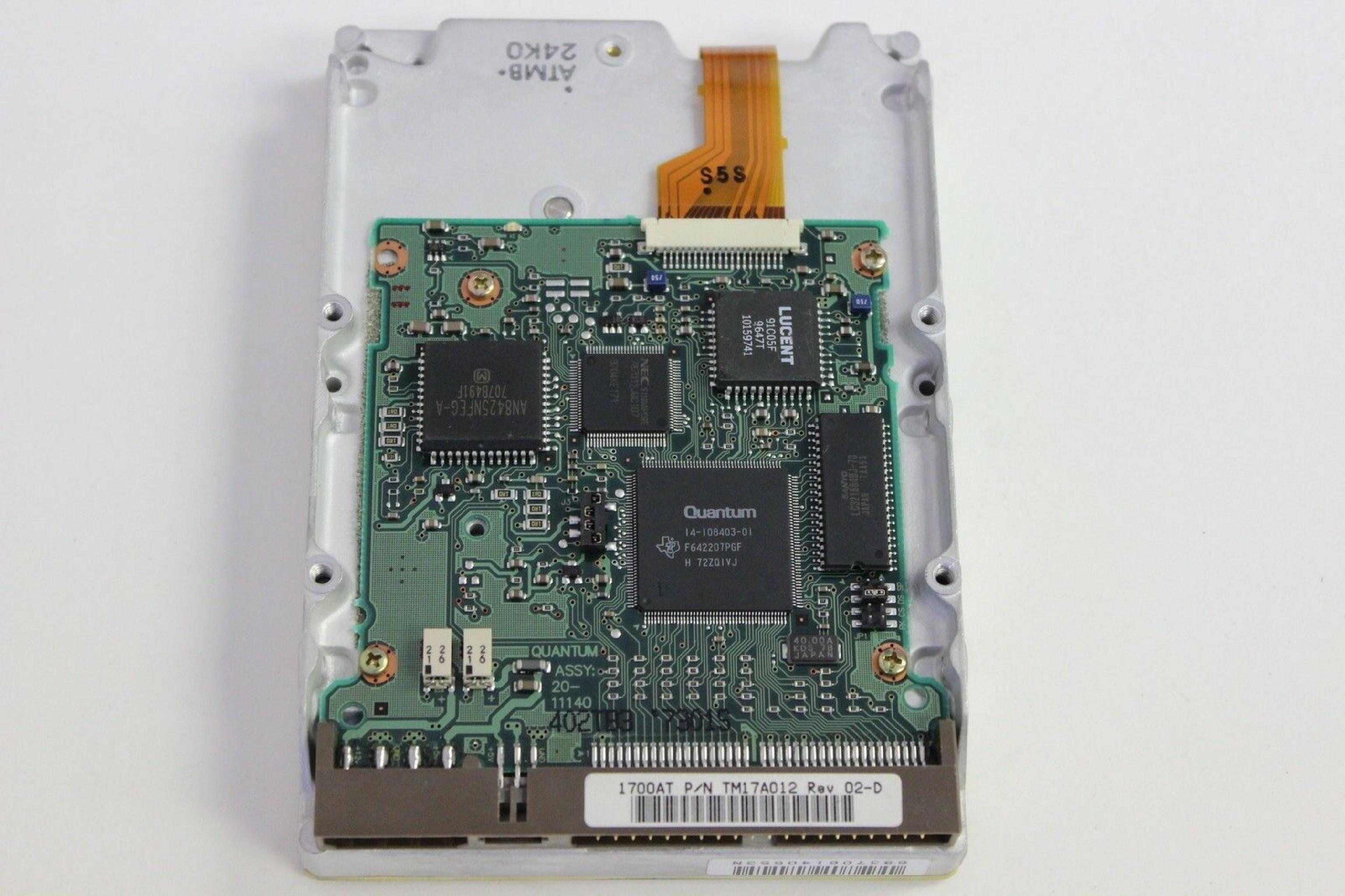 QUANTUM TM17A012 1.7GB IDE DRIVE