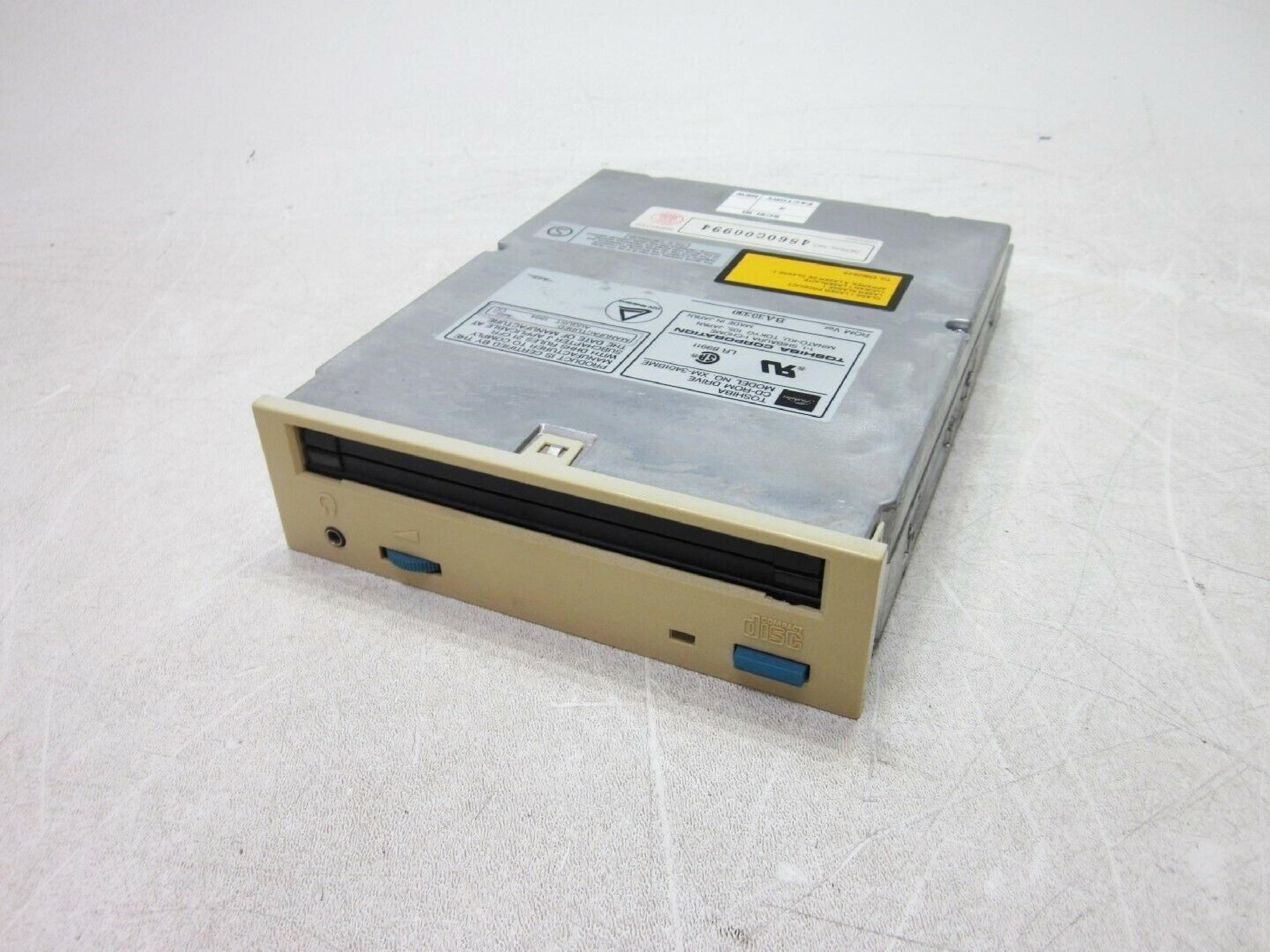 TOSHIBA XM-3401BME 2X CADDY TYPE SCSI CDROM DRIVE CADDY TYPE