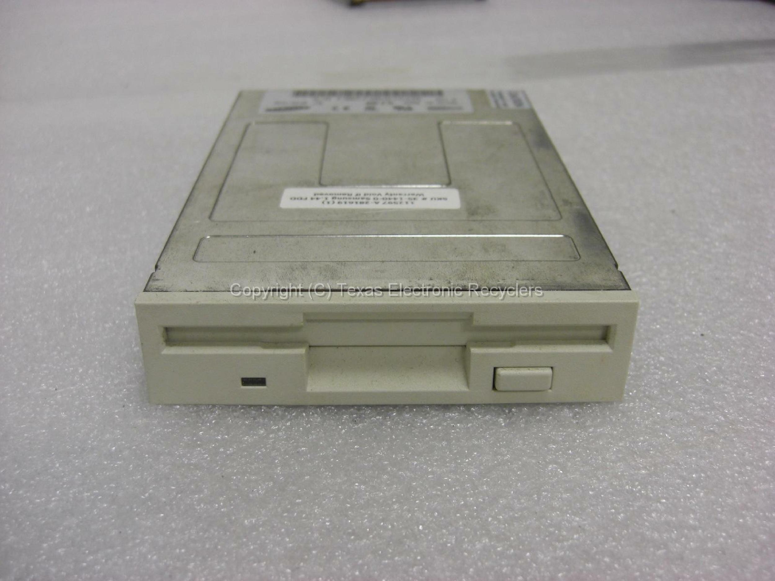 SAMSUNG SFD-321B/E 1.44 OFF WHITE BEZEL RECTANGULAR BUTTON