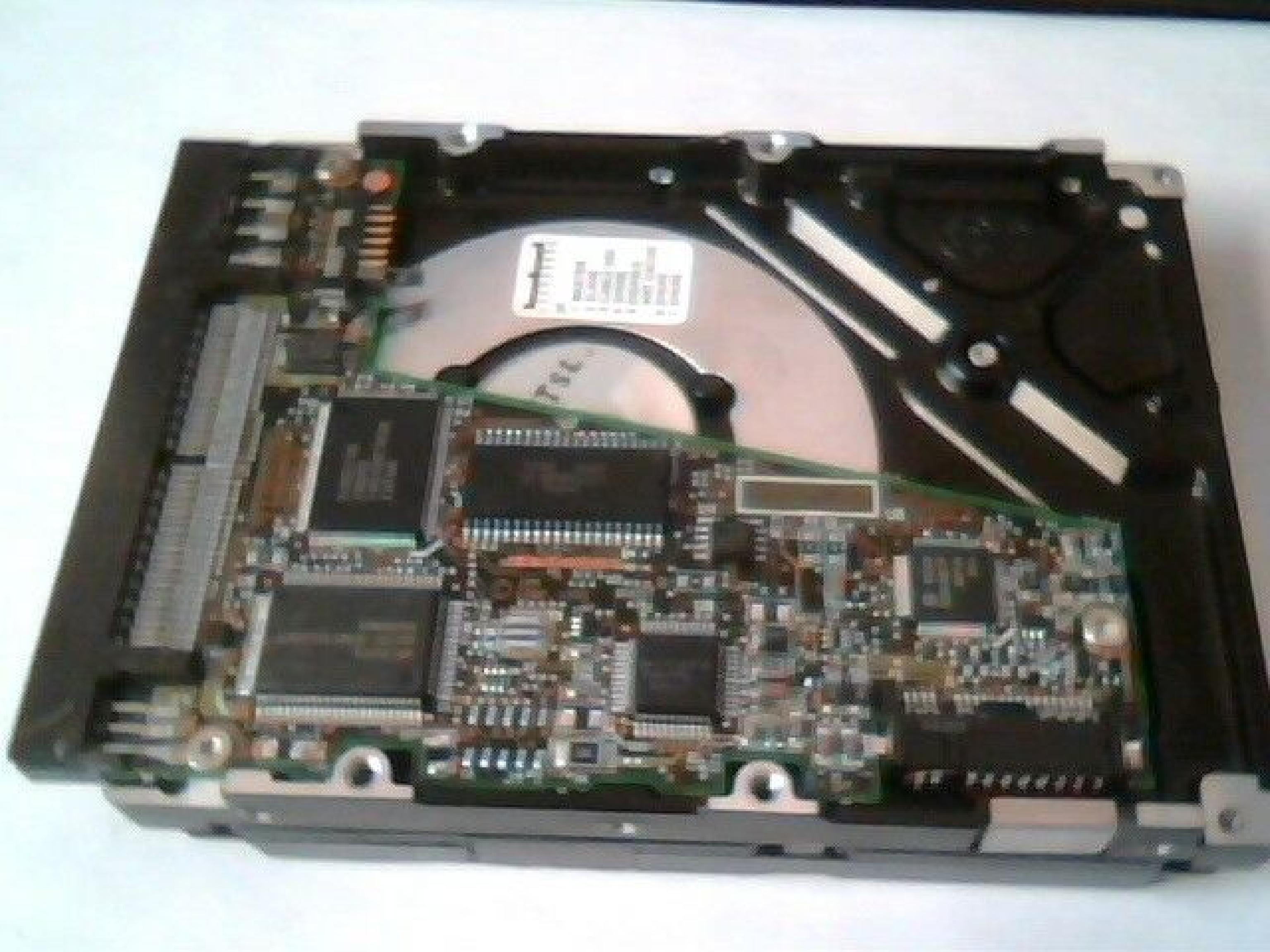 IBM 29H7191 1.7GB AT IDE 3.5 INCH HARD DRIVE