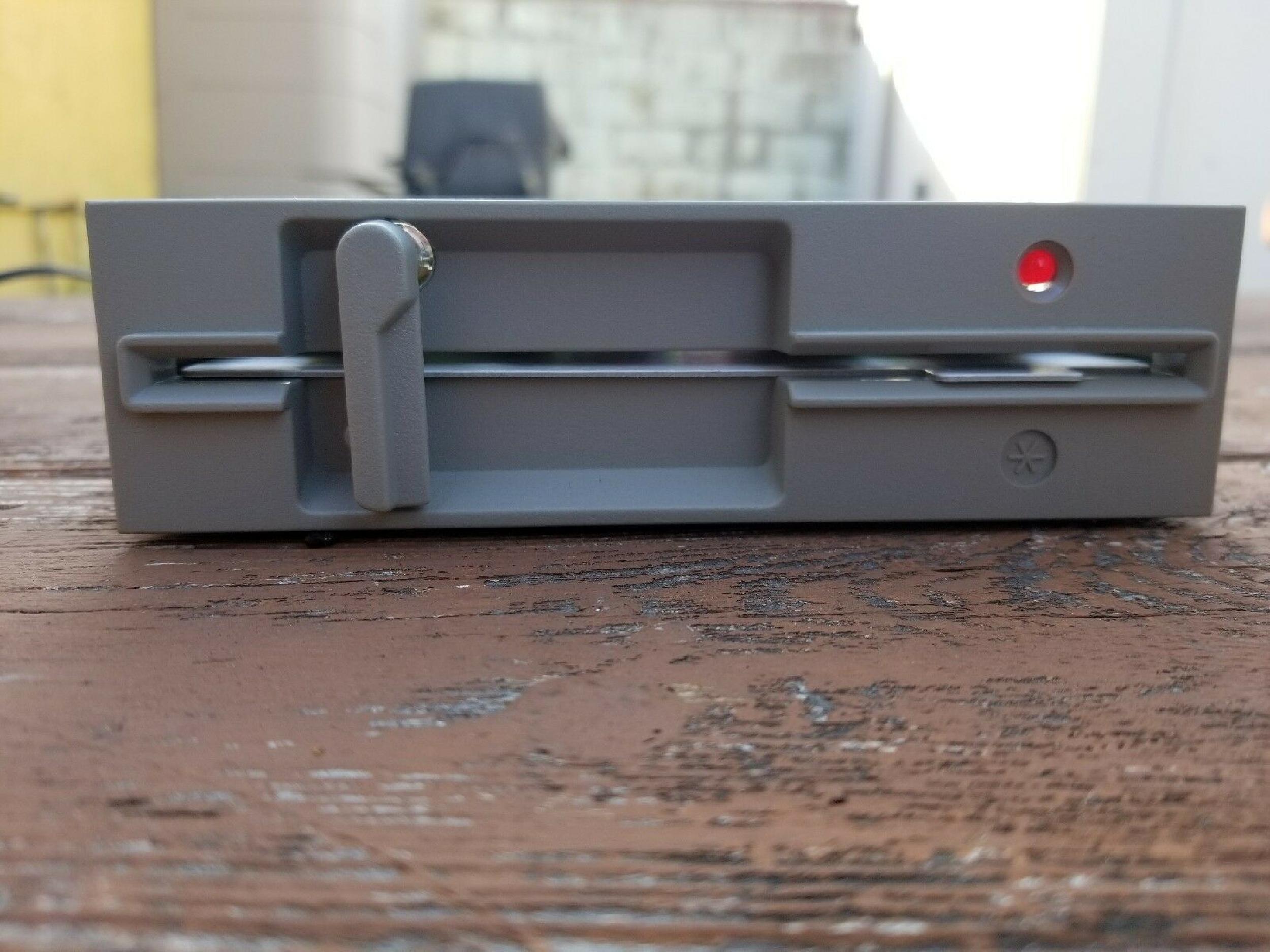 IBM YD-580 CLONE BLACK HH 5.25 FLOPPY YD-580 1354 5.25INCH 320/360KB Floppy Drive TAN FACE PLATE