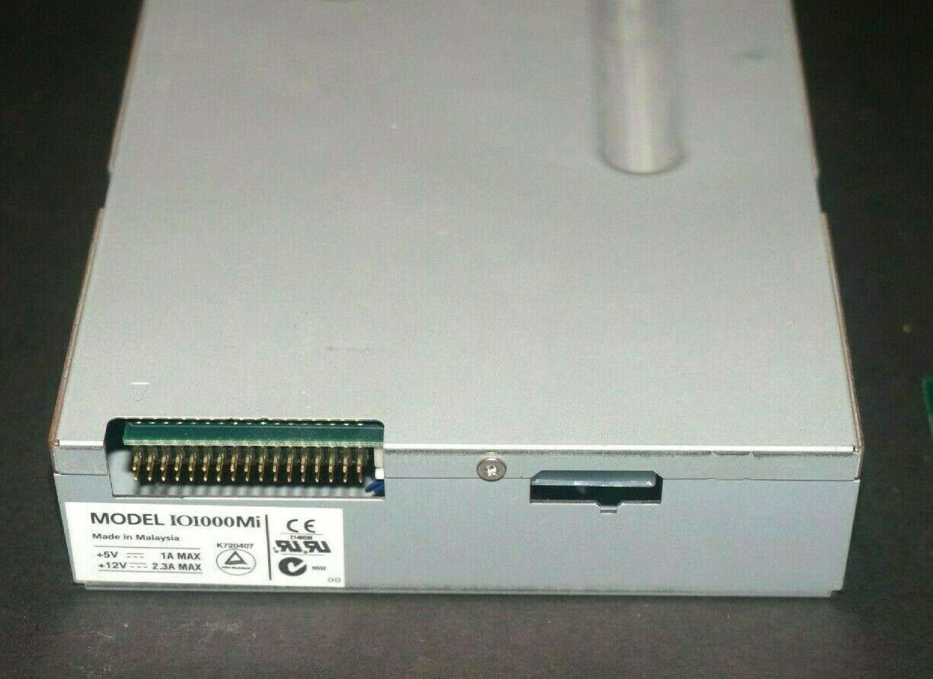 IOMEGA IO1000MI TAPE DRIVE WHITE HH