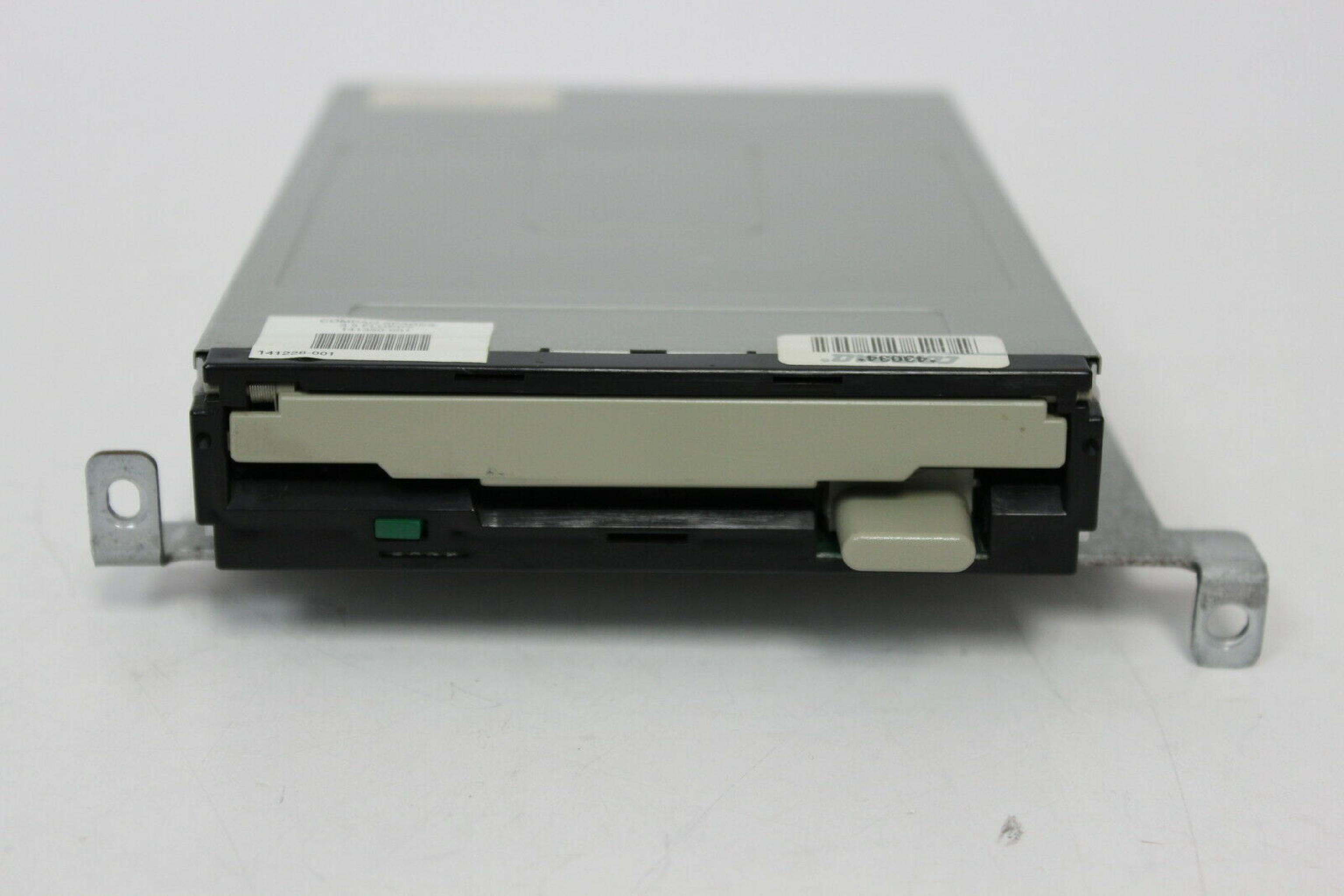 SONY MFD-17W-24 3.5INCH FLOPPY DRIVE PULLED FROM COMPAQ PROLINEA 4/33