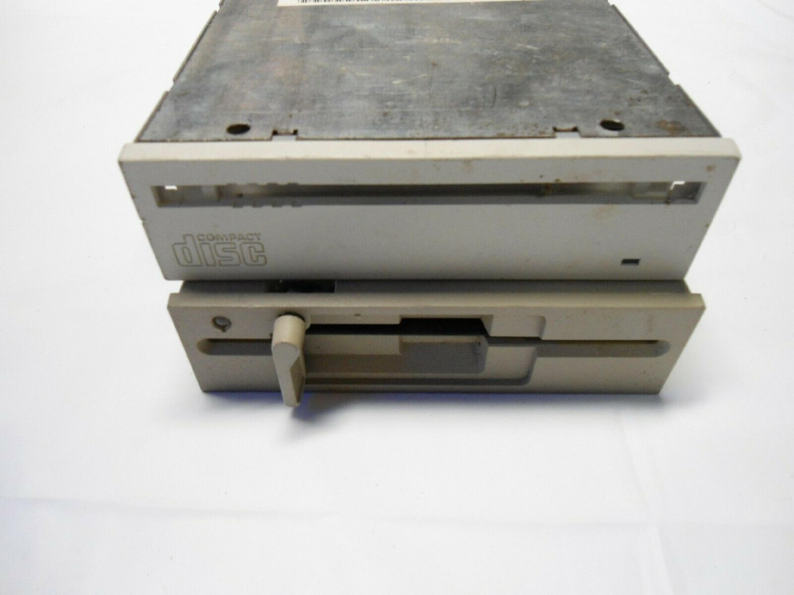 TOSHIBA ND-0801GR 1.2MB 5.25 INCH HH FLOPPY DRIVE