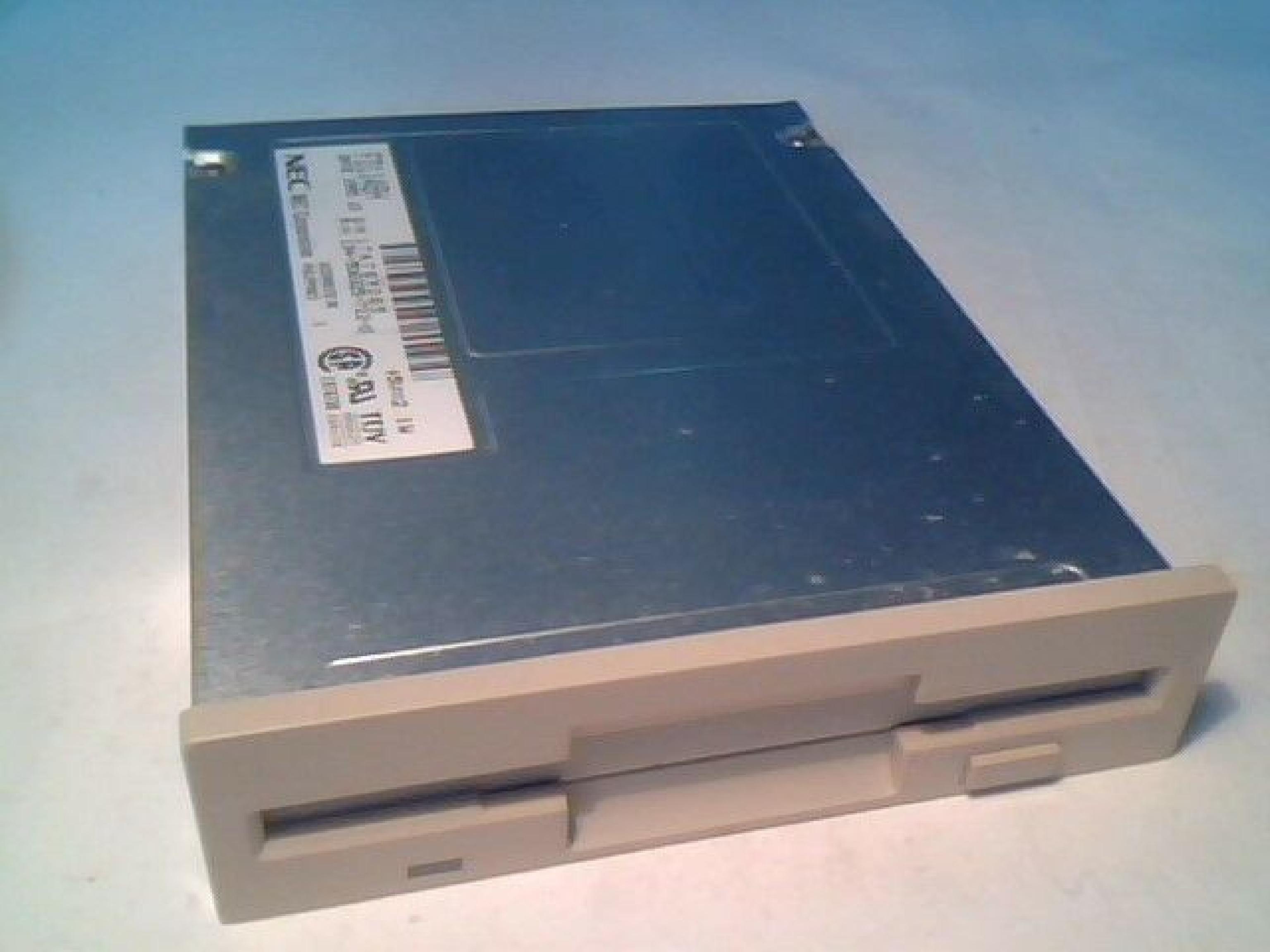 NEC 134-506325-712-0 1.44MB WHITE 3.5 INCH 3H FLOPPY DRIVE SLIMLINE