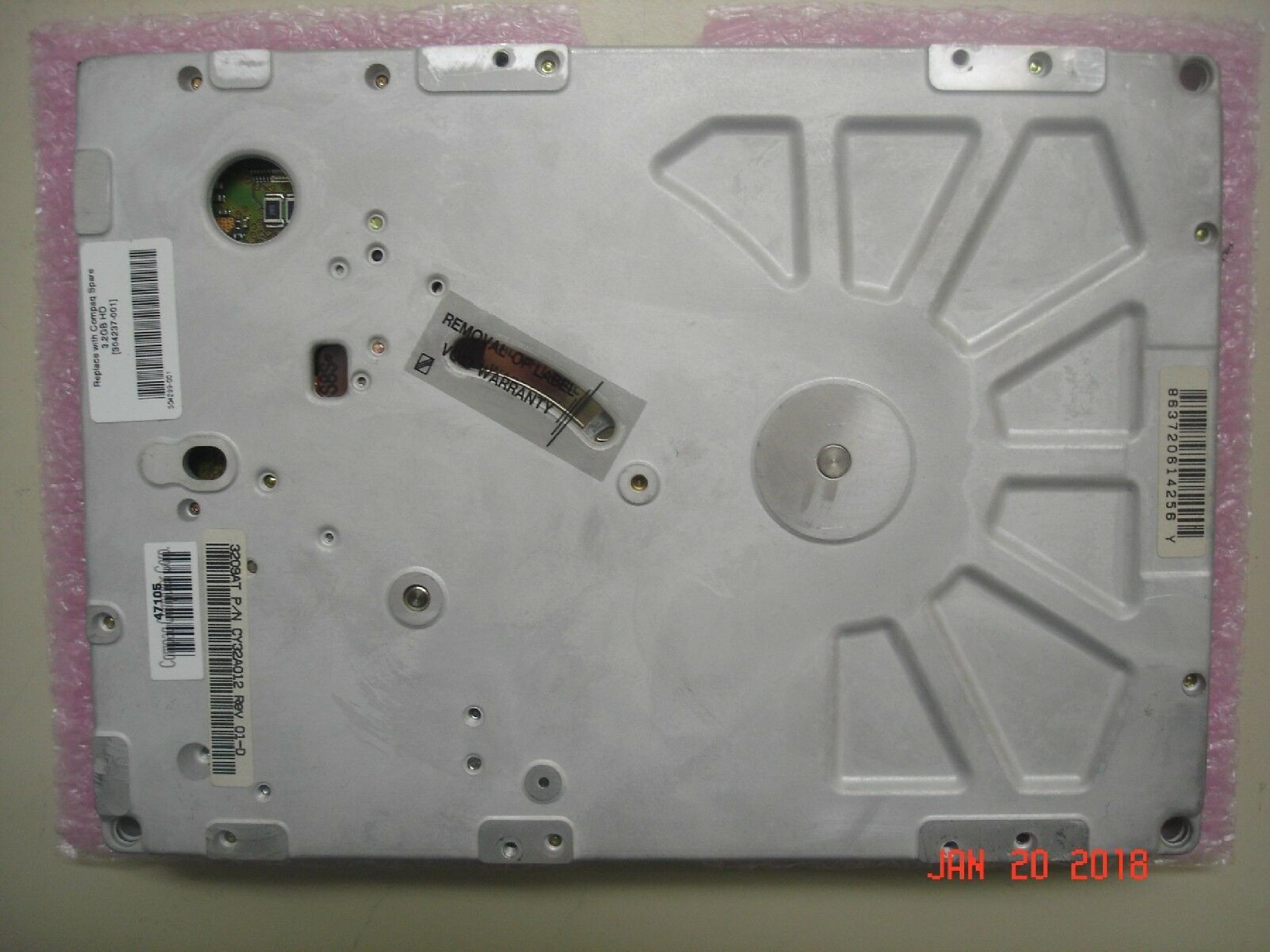 COMPAQ / HEWLETT PACKARD / HP 304237-001 3.2GB IDE 5.25 INCH HARD DRIVE