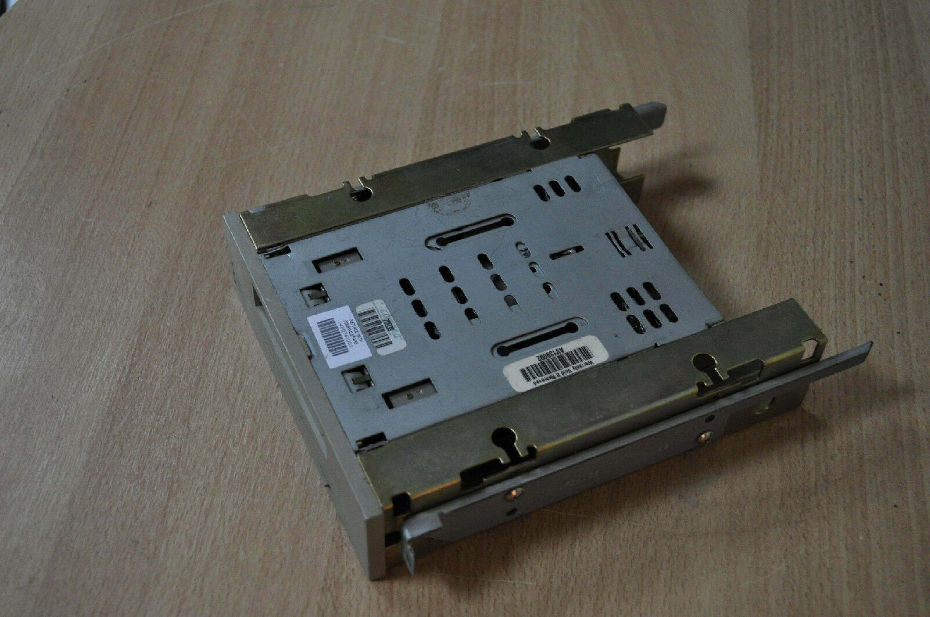 ARCHIVE 4542NP 2/4GB 4MM SCSI INTERNAL HH TAPE DRIVE