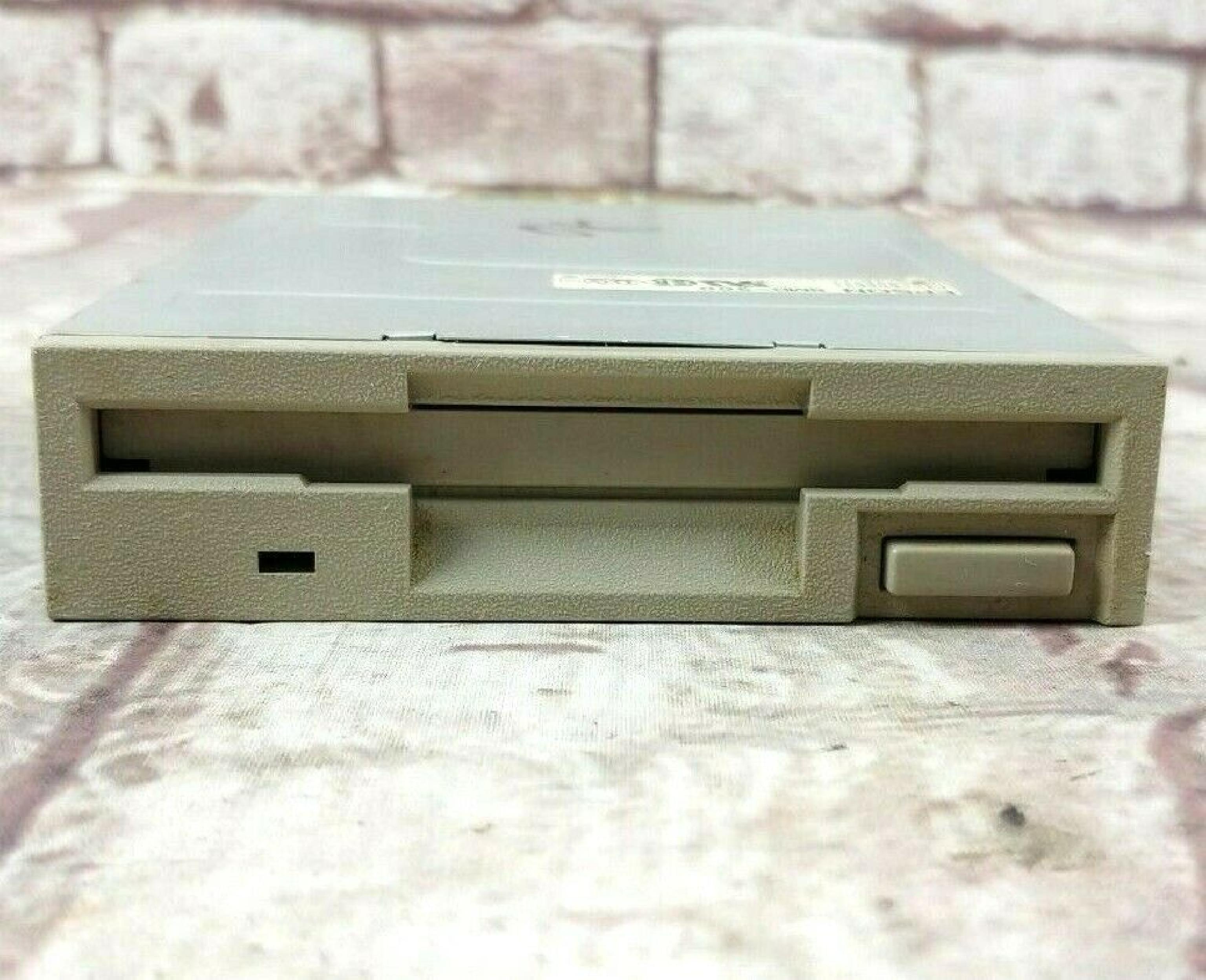 EPSON SMD-300 3.5 INCH FLOPPY DRIVE TAN