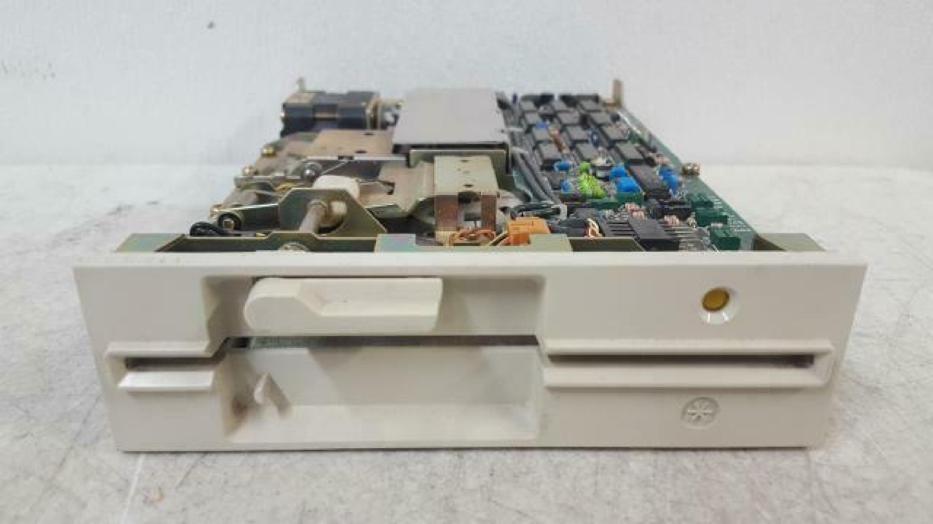 ALPS DFC222B05A TESTED 360K HALF HEIGHT DSDD FLOPPY DISKETTE DRIVE WHITE WITH 34PIN CARD EDGE CONNECTOR AND STANDARD MOLEX POWER CONNECTOR