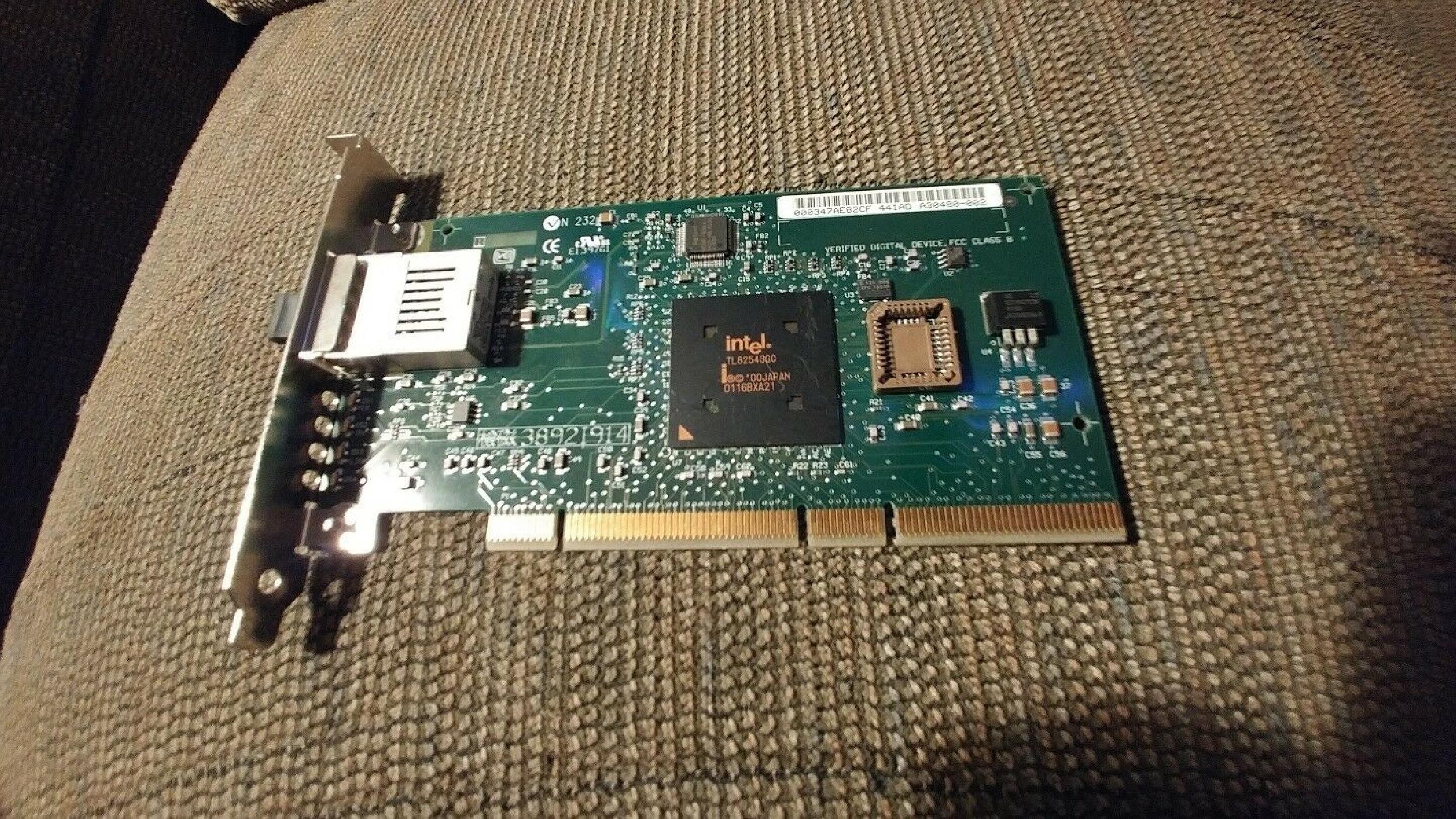 INTEL 738630-006 PRO 1000F SERVER ADAPTER PCI FIBERCARD FROM BIG IP F5 NETWORK SERVER WITH RACK MOUNT BRACKETS