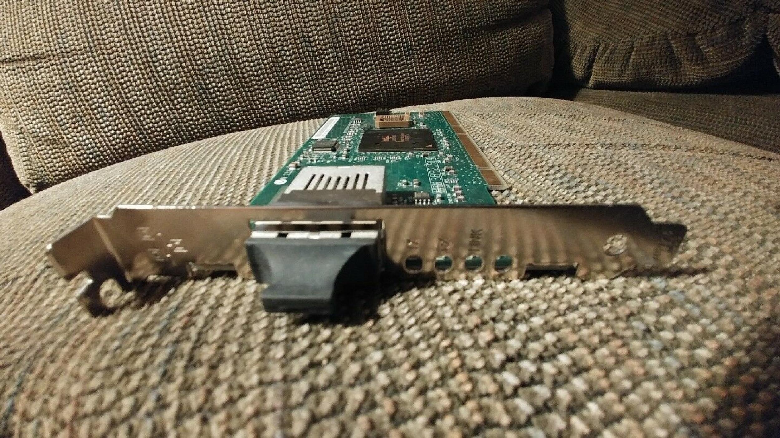 INTEL 738630-006 PRO 1000F SERVER ADAPTER PCI FIBERCARD FROM BIG IP F5 NETWORK SERVER WITH RACK MOUNT BRACKETS