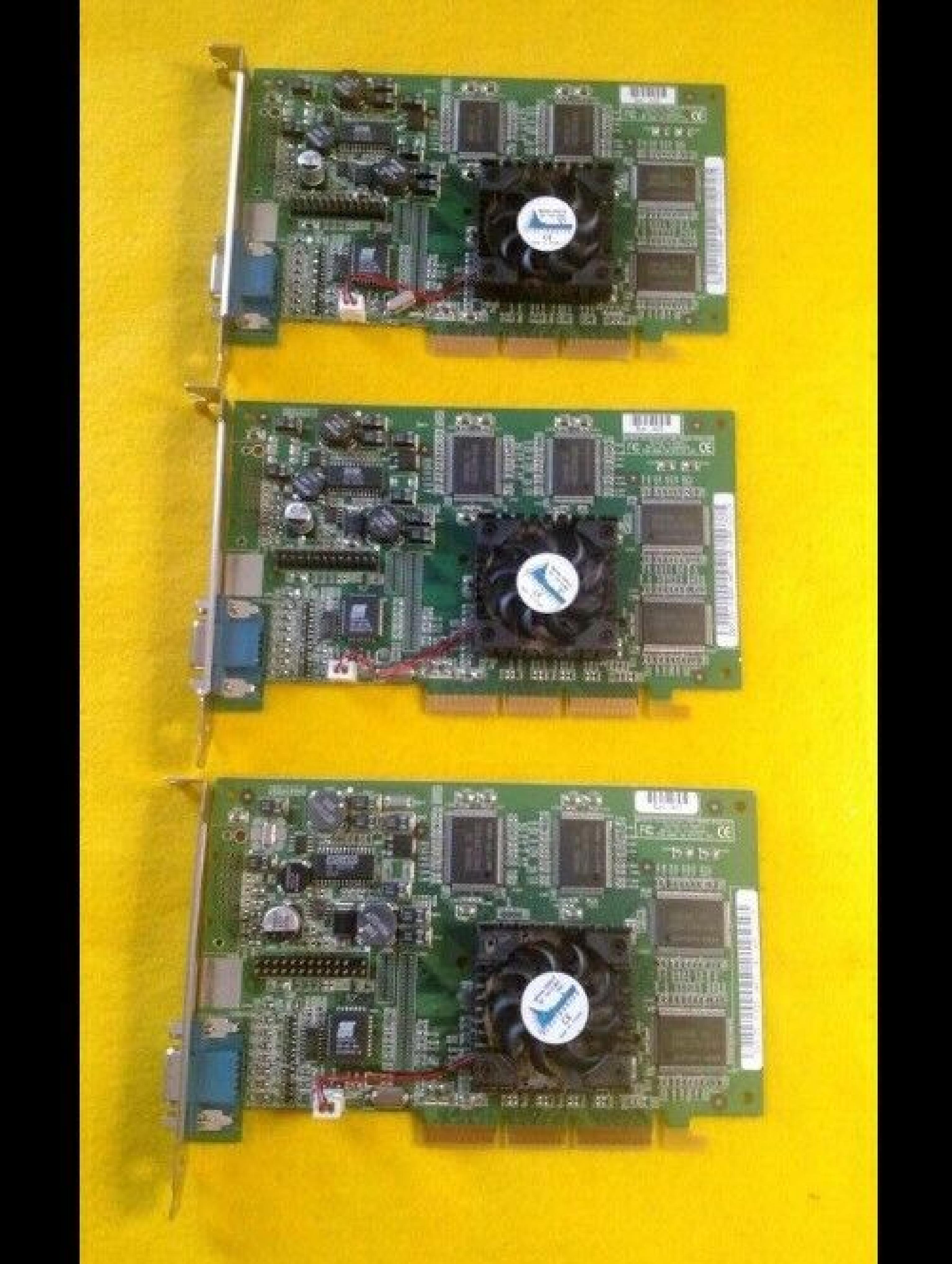 NVIDIA 180-P0020-0100-E05 32MB AGP VIDEO CARD WITH VGA OUTPUT