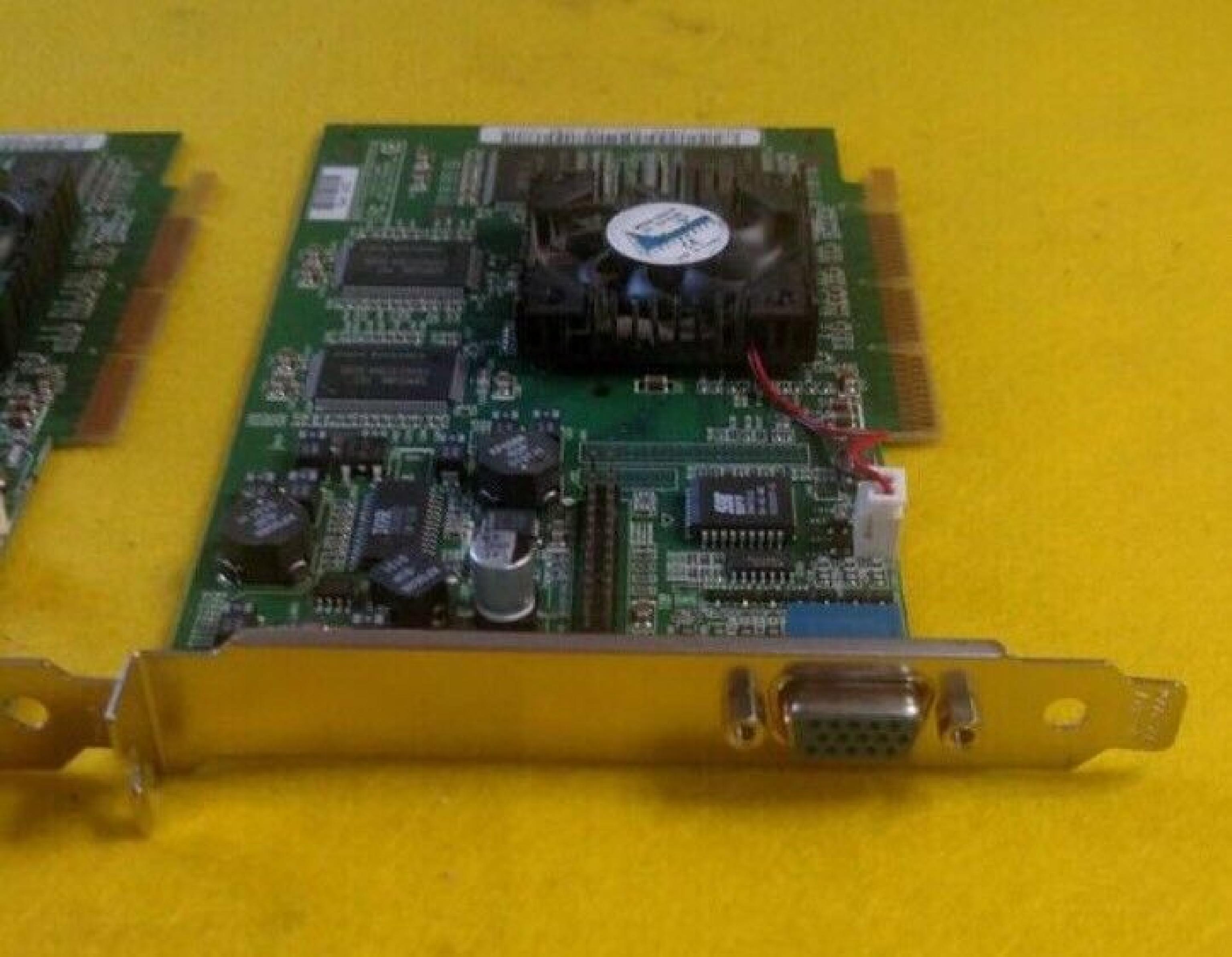 NVIDIA 180-P0020-0100-E05 32MB AGP VIDEO CARD WITH VGA OUTPUT