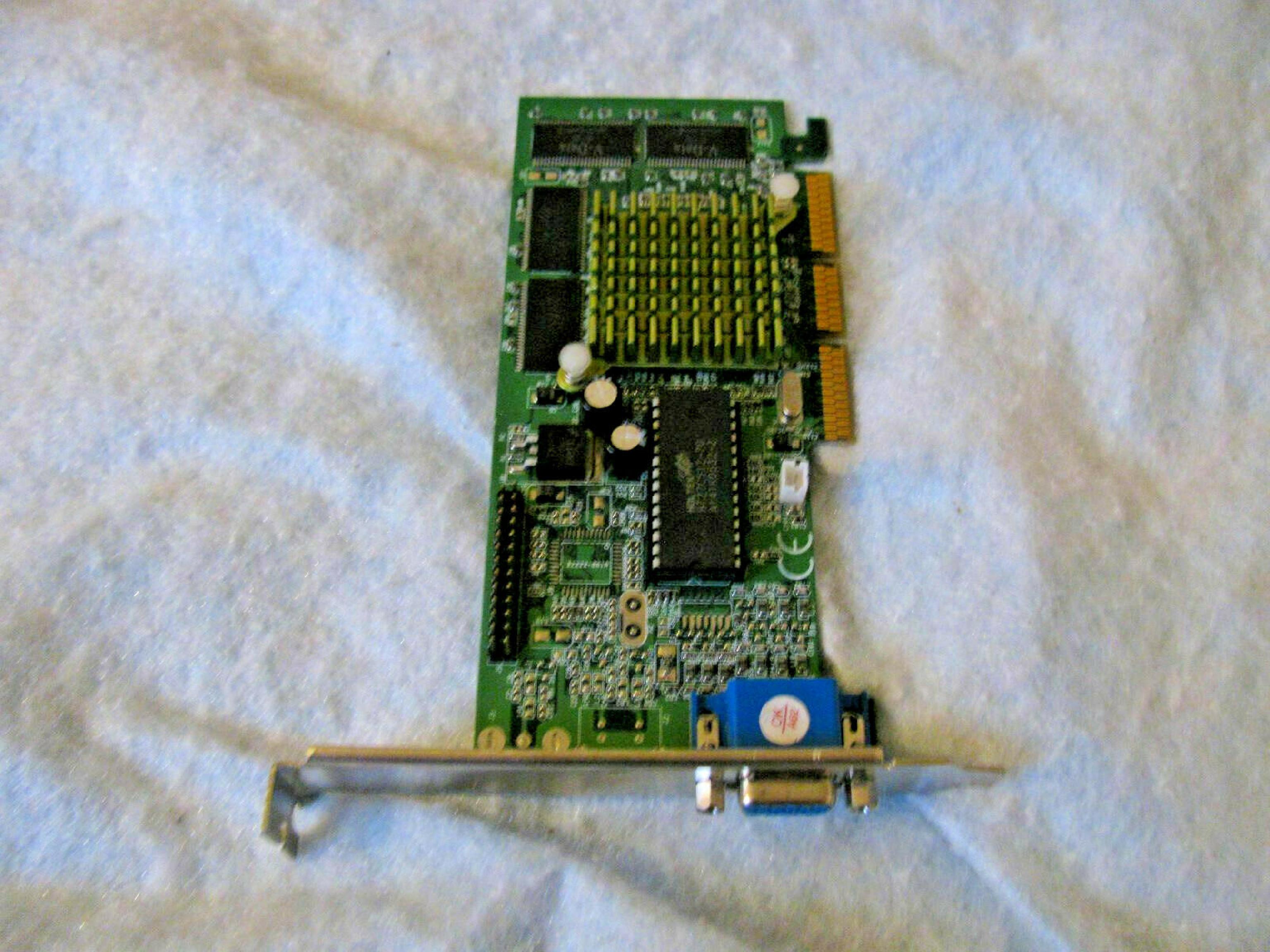 NVIDIA MX200 32MB AGP VIDEO CARD WITH VGA AND TV-OUT OUTPUTS