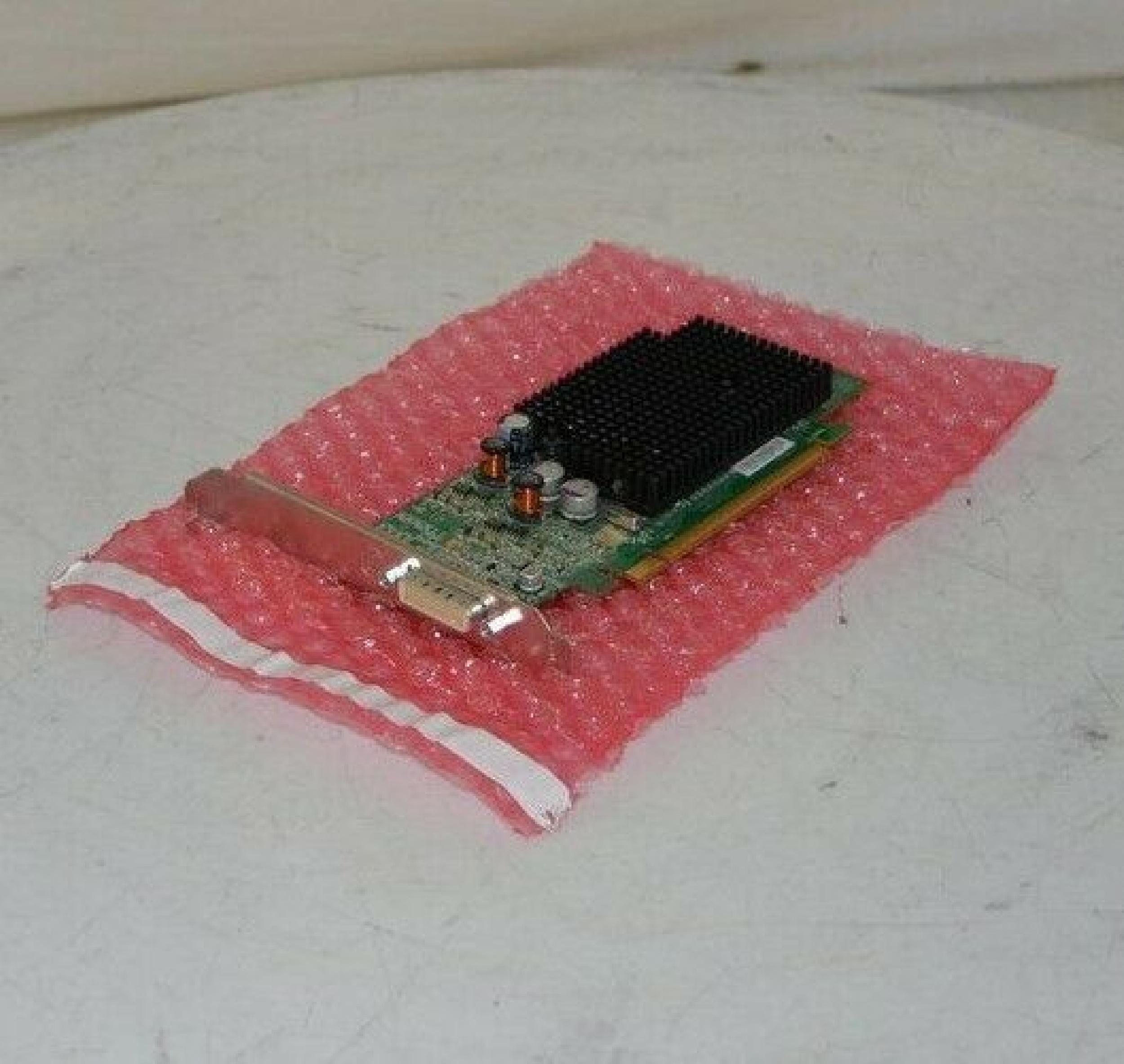ATI 109-A62931-02 128MB PCI-E VIDEO CARD WITH 256MB DMS-59 OUTPUT RADEON X600SE X600