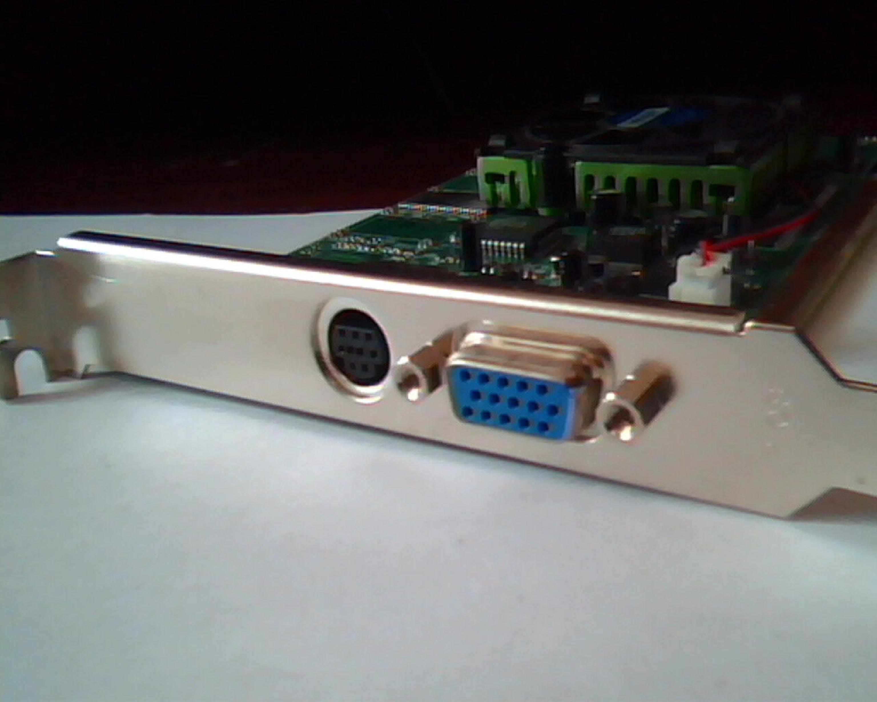 JATON / JTNMC 82118PCI 32MB PCI VIDEO CARD WITH VGA OUTPUT 82118 M/V4 118PCI-64LTV 64MB FAN