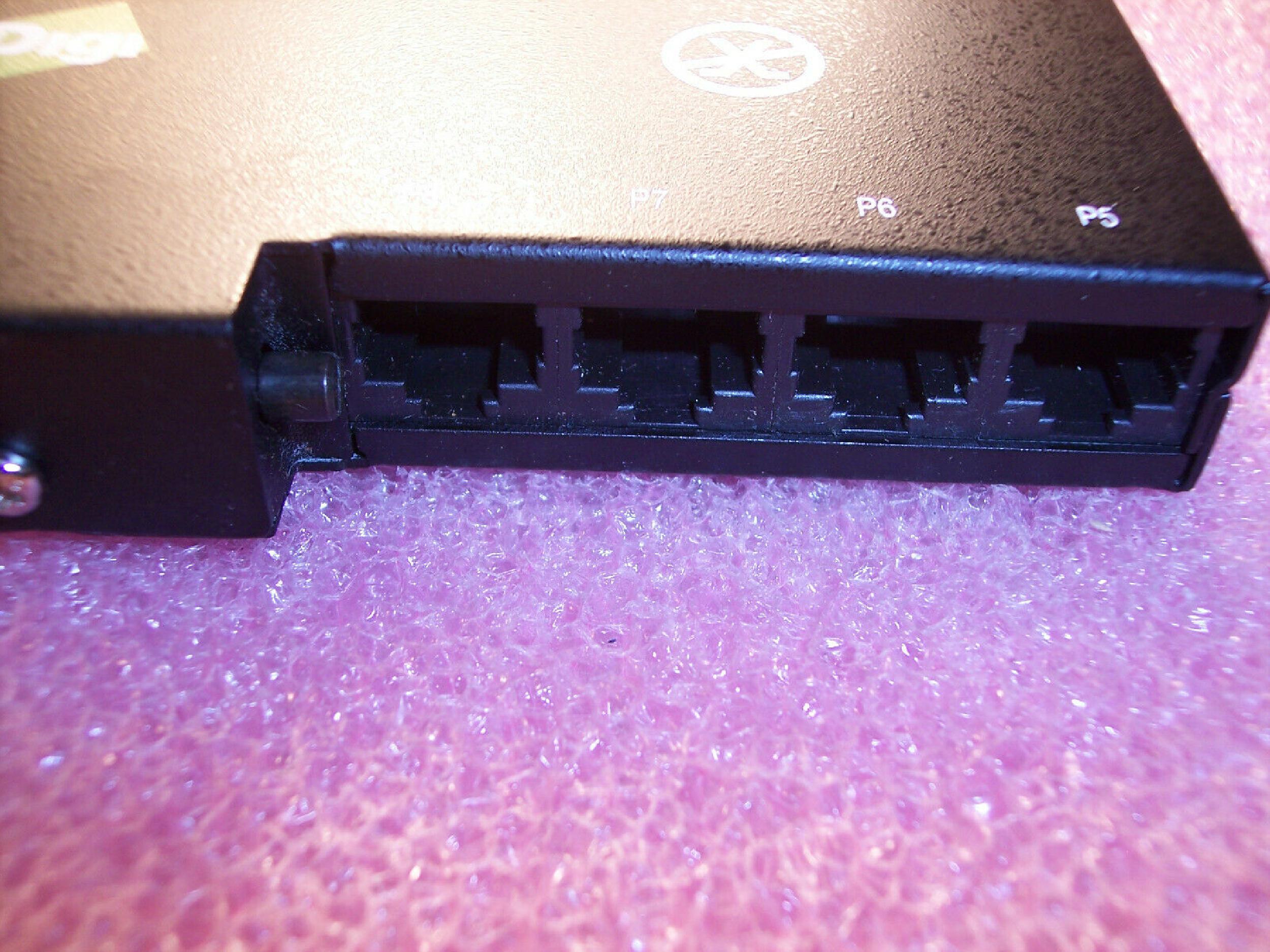 DIGI INTERNATIONAL 76000033 8 PORT RJ45 ADAPTER