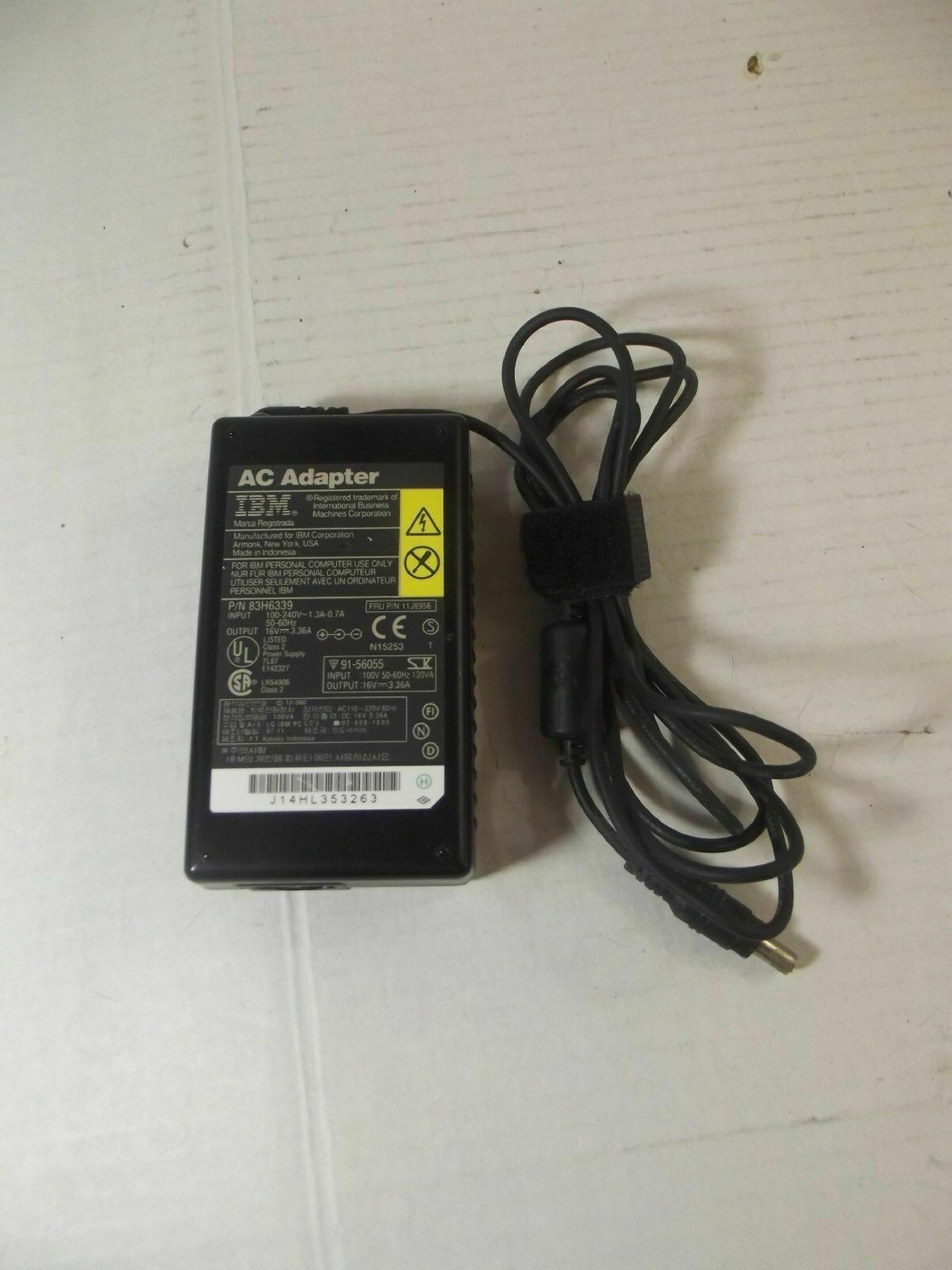 IBM 83H6339 AC ADAPTER 16VDC 3.36A, 6FT CABLE WITH BARREL CONNECTOR, OD:5.5MM, ID:2.45MM, DESKTOP STYLE, NEGATIVE OUTSIDE POLE FOR THINKPAD 380 AND 600 16V DC 3.36A CONNECTOR