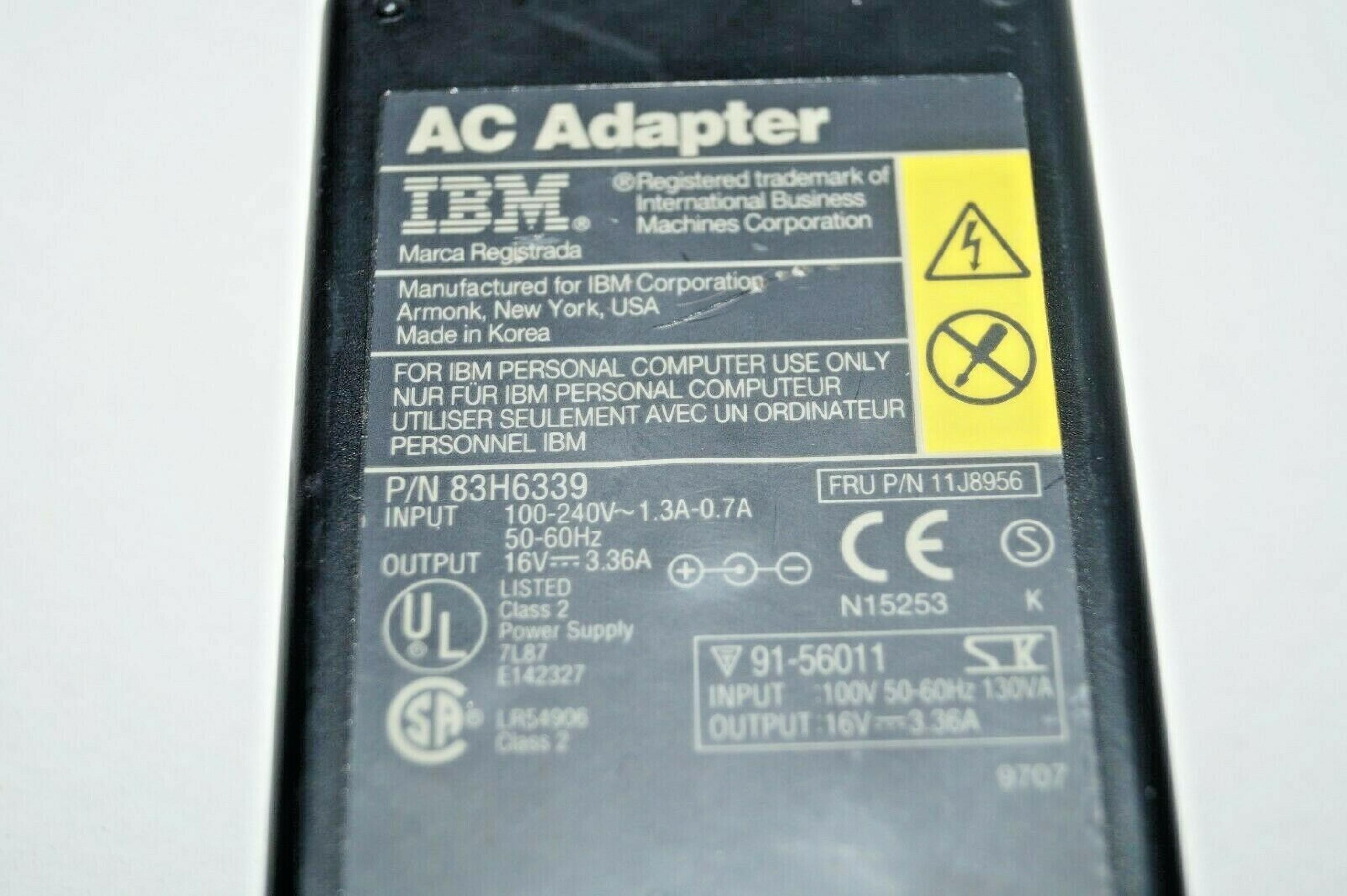 IBM 11J8956 AC ADAPTER 16VDC 3.36A, 6FT CABLE WITH BARREL CONNECTOR, OD:5.5MM, ID:2.45MM, DESKTOP STYLE, NEGATIVE OUTSIDE POLE FOR THINKPAD 380 AND 600 16V DC 3.36A CONNECTOR