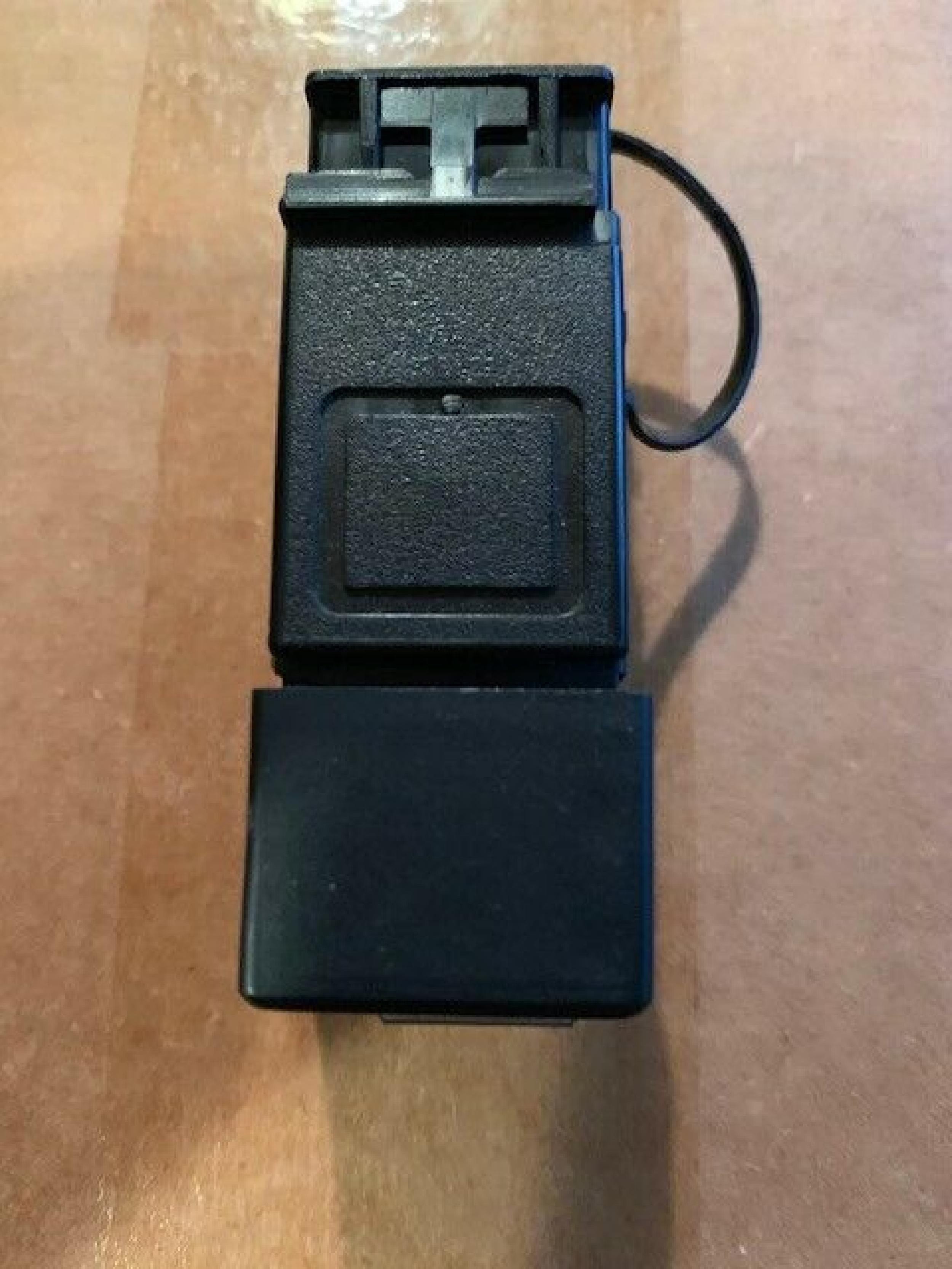 IBM 73G8315 TOKEN RING DATA CONNECTOR MAU / RJ45 TYPE ONE ADAPTER BOY GEORGE