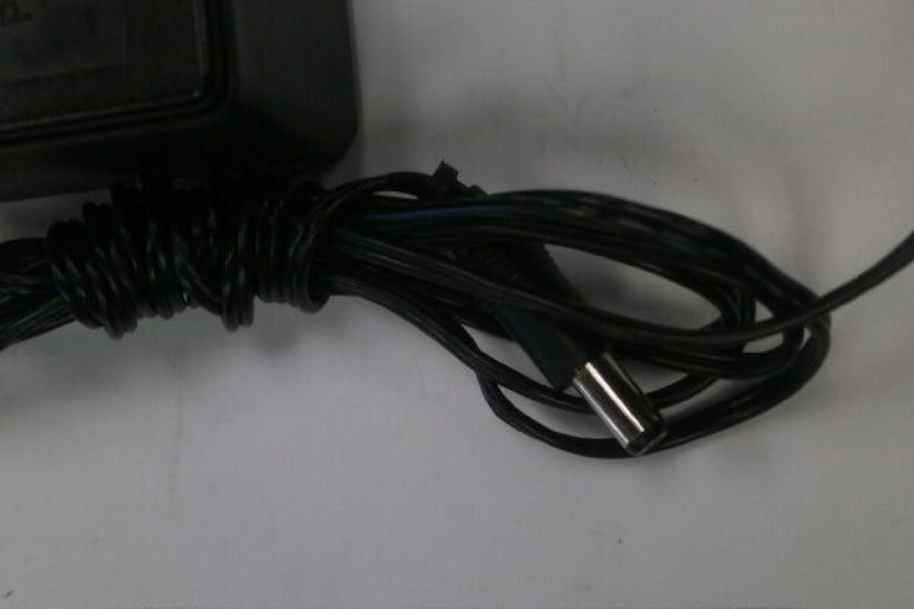 MP INTERNATIONAL W41A-08800-5/1 AC ADAPTER 8V .8A