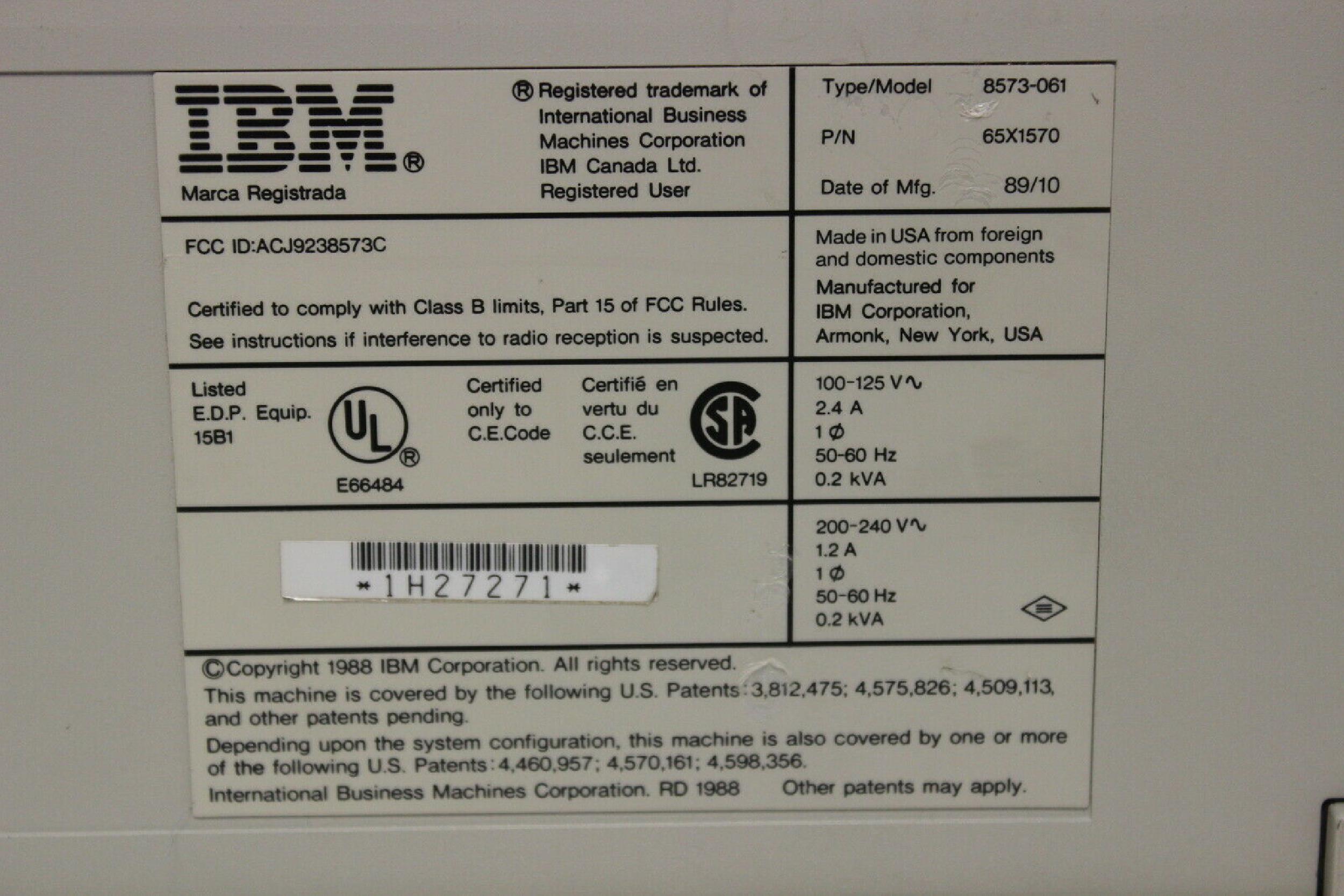 IBM 8573-061 PORTABLE MODEL P70 386 8MB 200MB PLASMA
