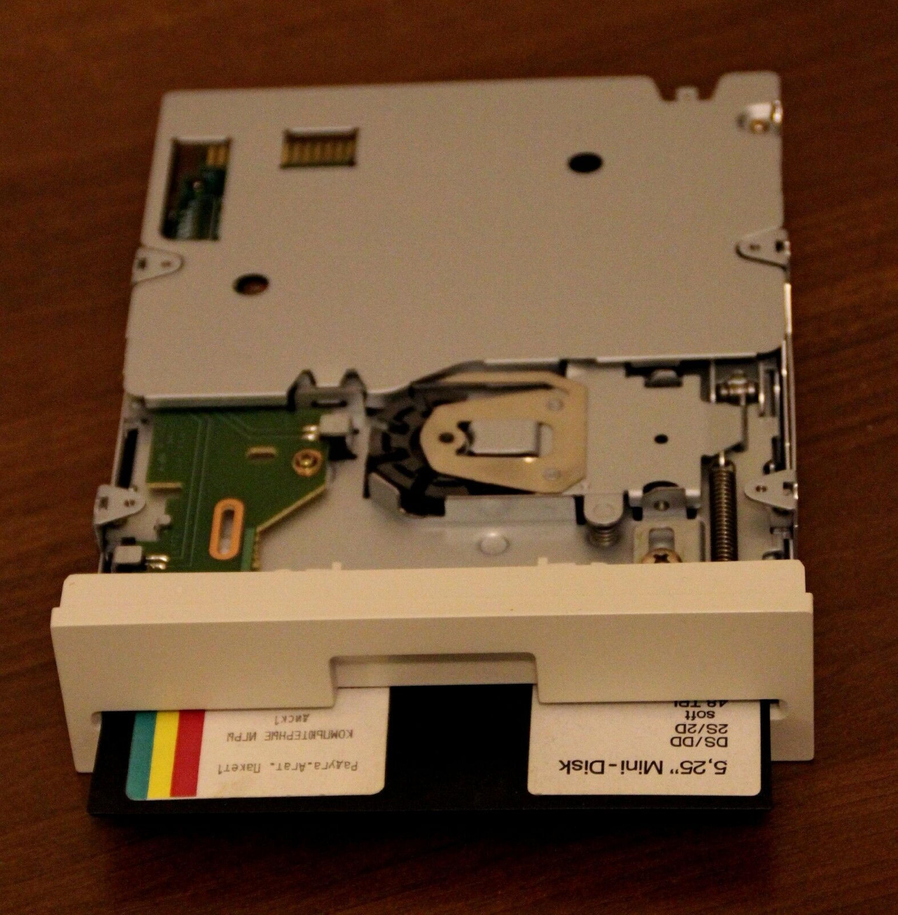 EPSON SD-700 FLOPPY DRIVE COMBO 5.25INCH & 3.5INCH