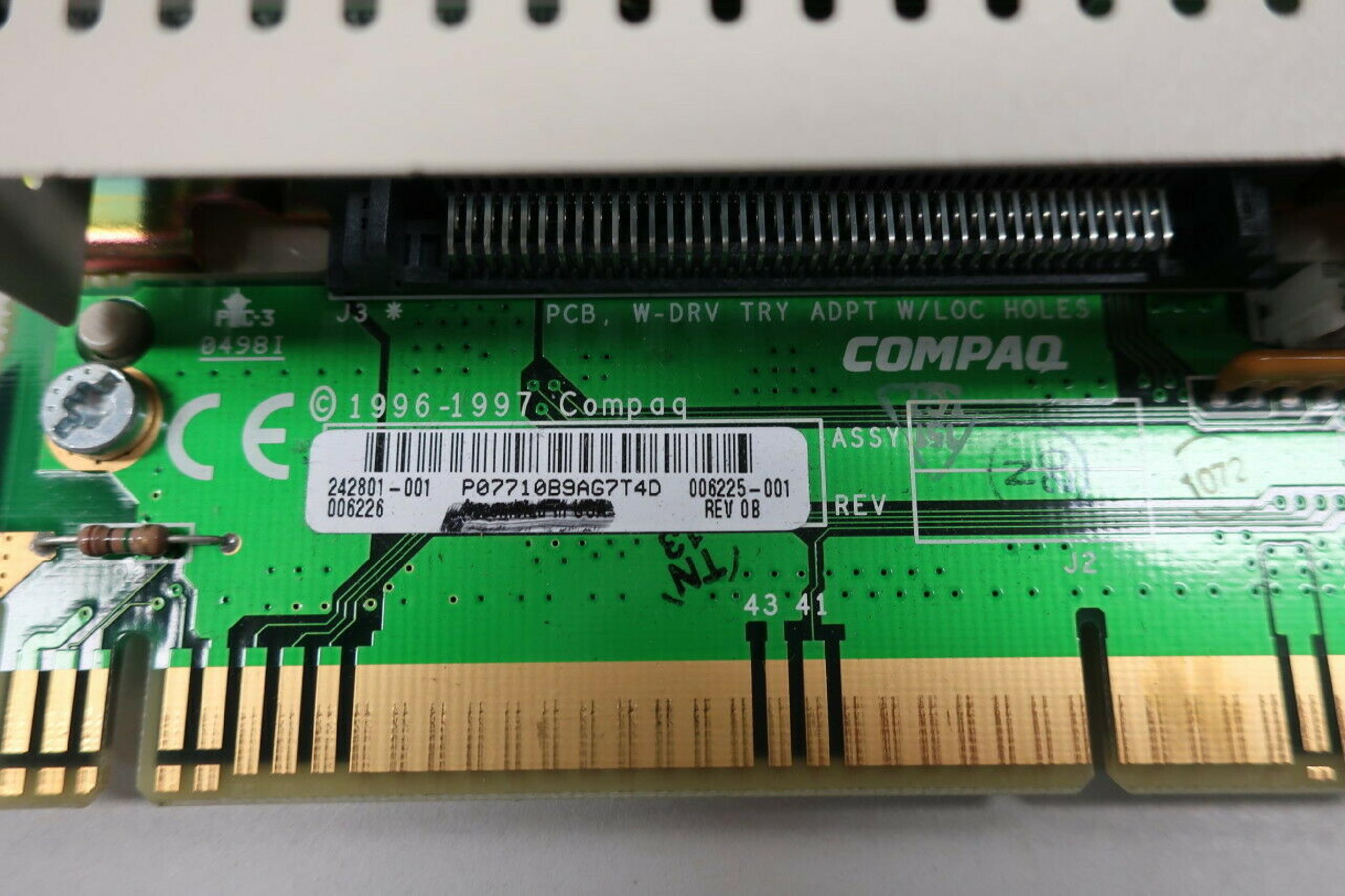 COMPAQ / HEWLETT PACKARD / HP 313715-001 9.1GB WIDE-ULTRA SCSI-3 HOT PLUG - STOCK ACCESSIBLE SCSI HARD DRIVE