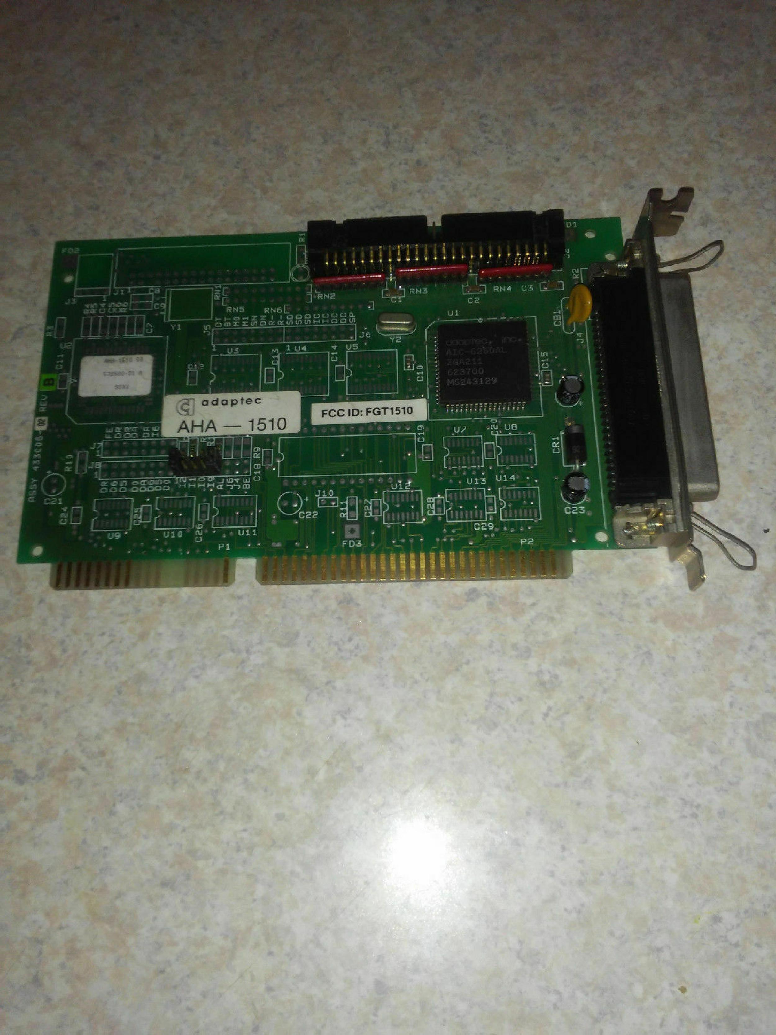ADAPTEC AHA-1510 HARD DRIVE AND FLOPPY CONTROLLER CARD