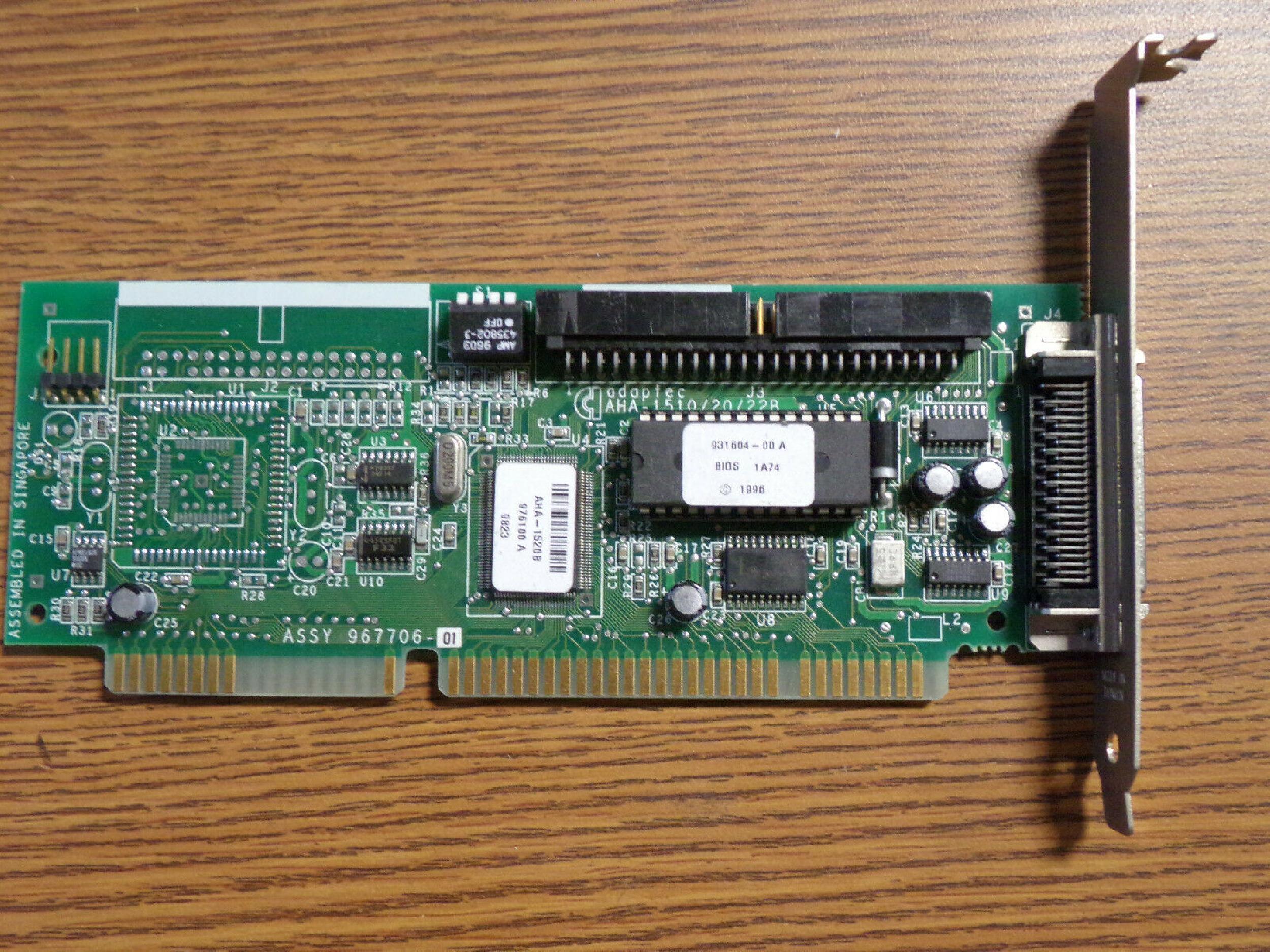 ADAPTEC AHA-1510 HARD DRIVE AND FLOPPY CONTROLLER CARD
