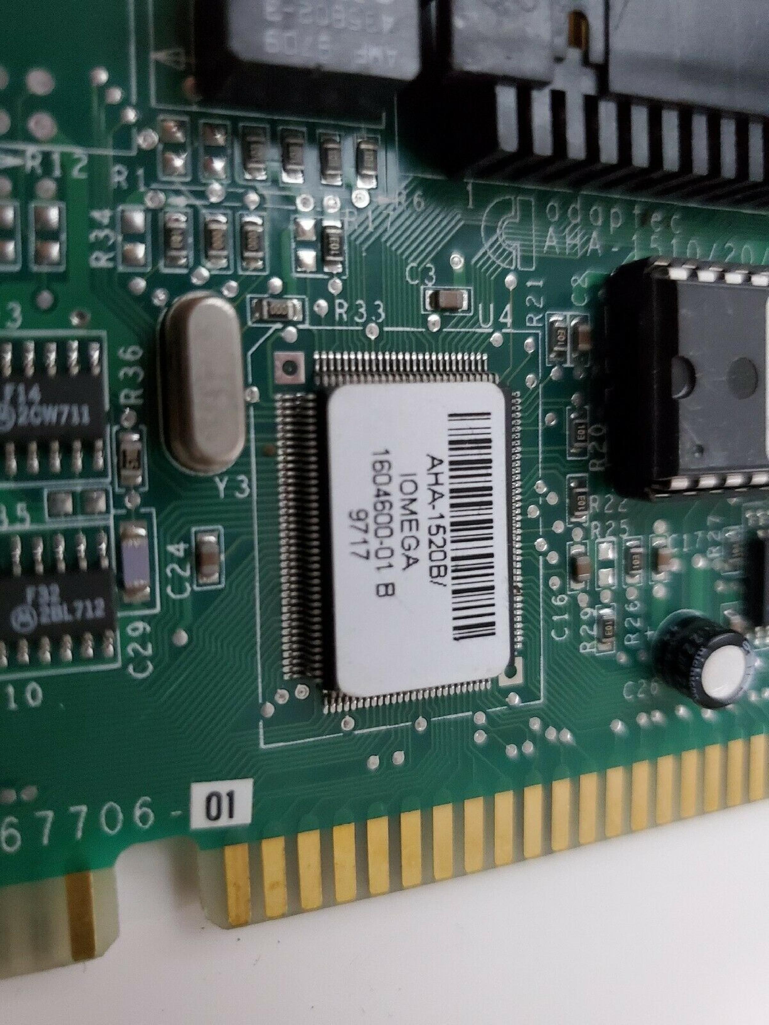 ADAPTEC AHA-1510/20/22B HARD DRIVE AND FLOPPY CONTROLLER CARD